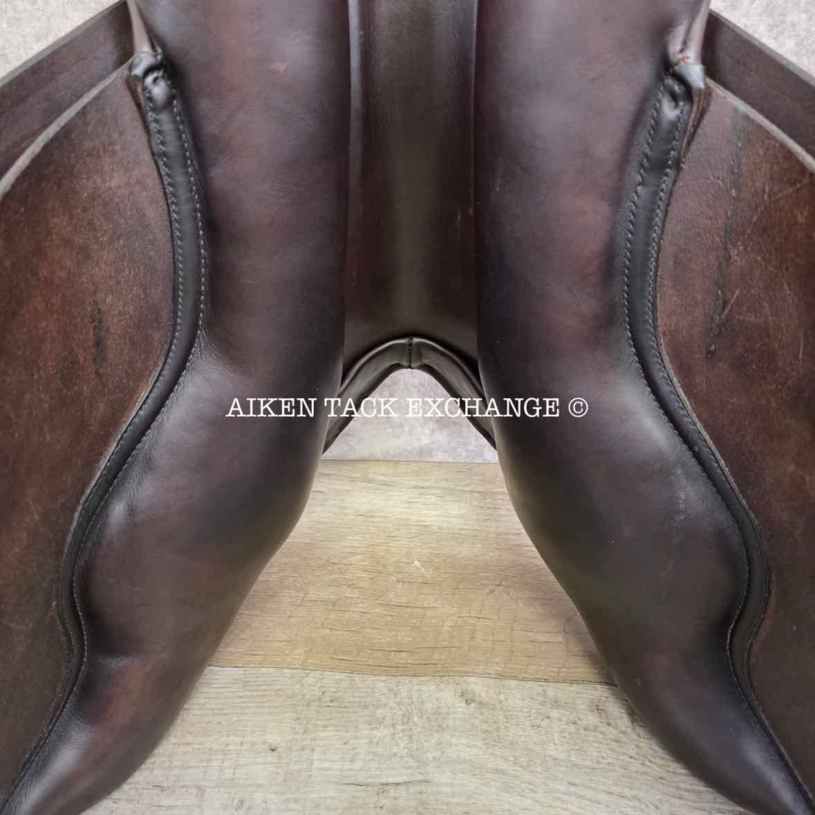 Albion Legend K2 Jump Saddle, 17.5" Seat, Wide Tree, Wool Flocked Panels