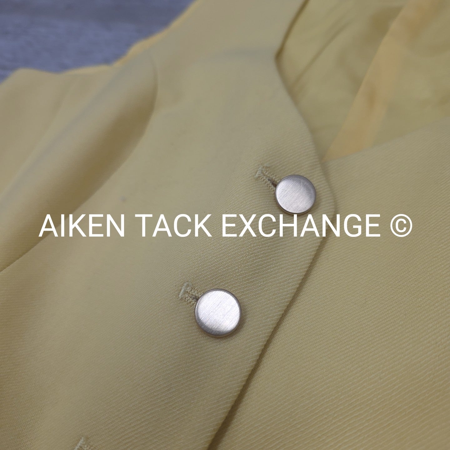 Canary Hunt Vest, Size 6 R