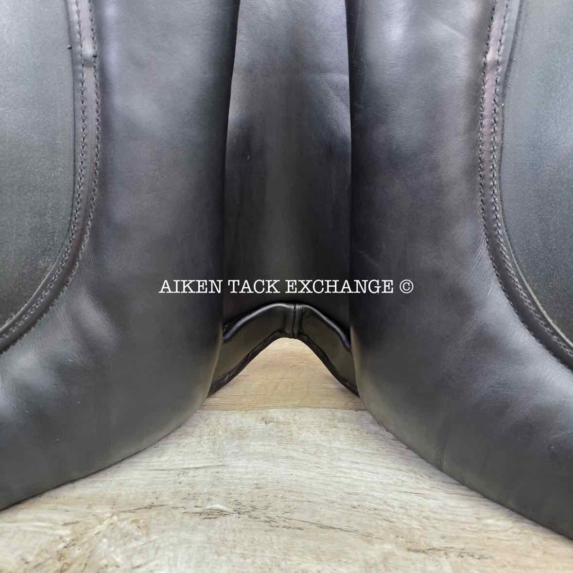 **SOLD** 1994 County Competitor Dressage Saddle, 17" Seat, MW/W Tree, Wool Flocked Panels