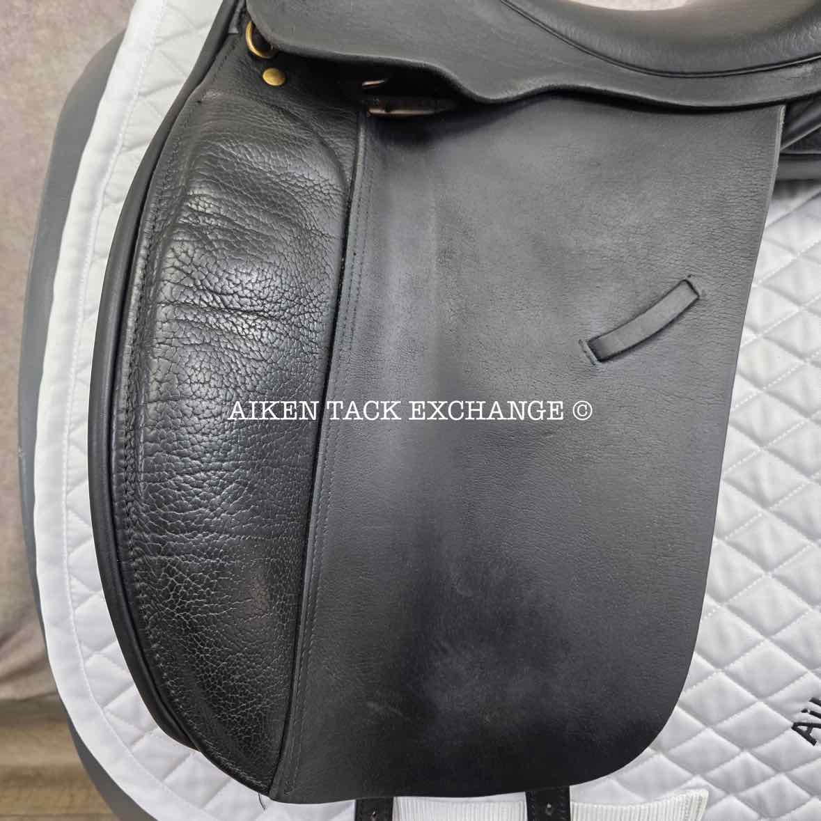 Martin Wilkinson Dressage Saddle, 17.5" Seat, Wide Tree, Wool Flocked Panels