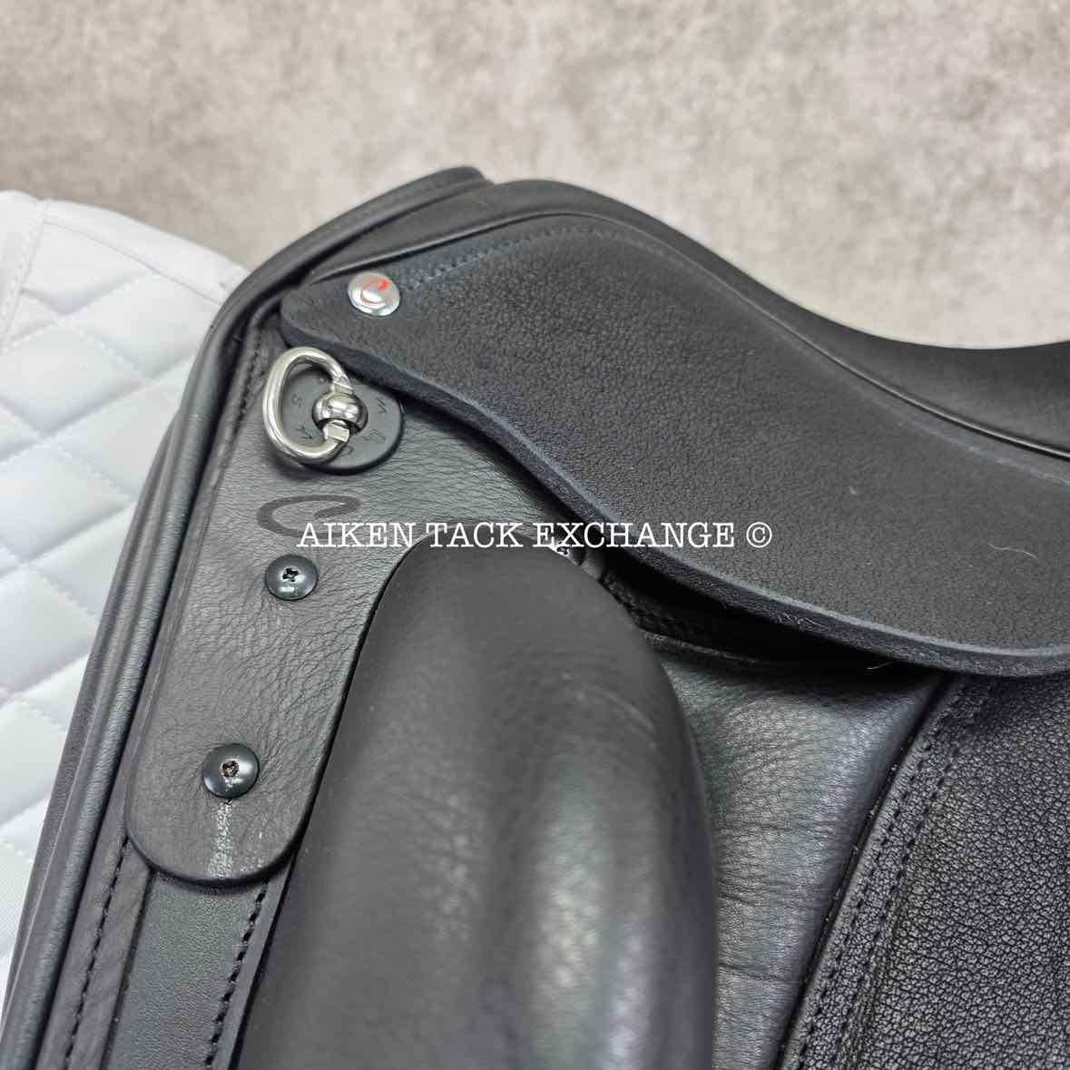 2025 Custom Saddlery Wolfgang Constanze 2 Monoflap Dressage Saddle, 17.5" Seat, Adjustable Tree, Wool Flocked Panels