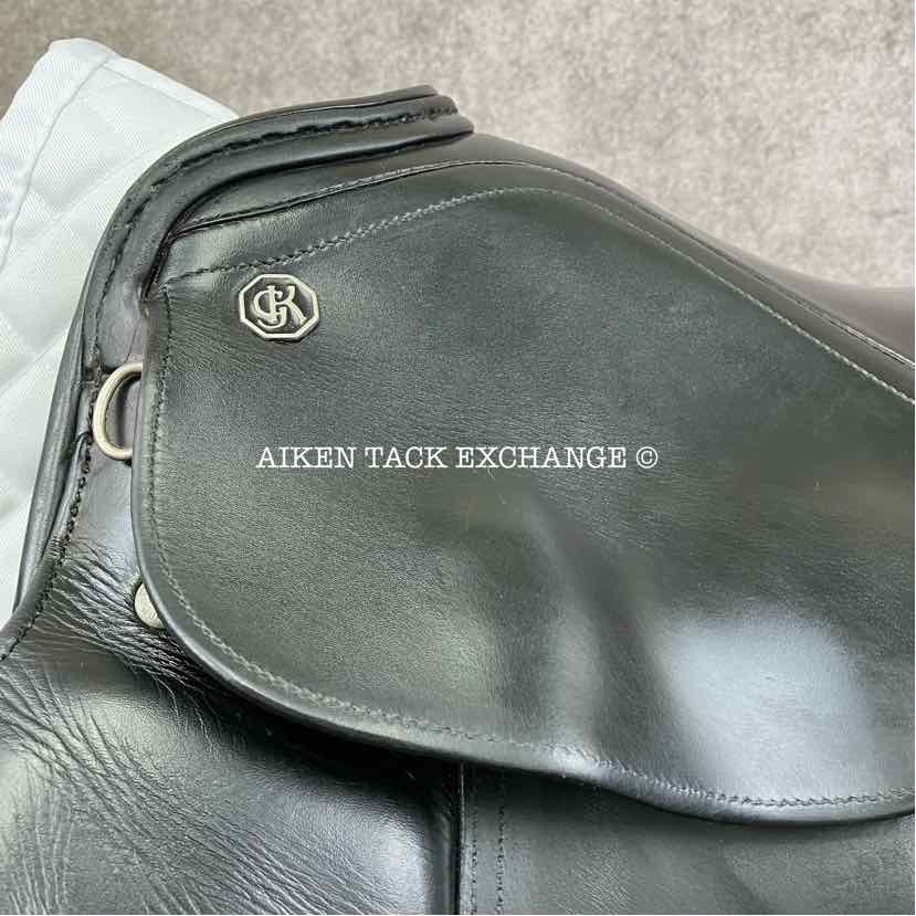 1994 Kieffer Wein DL Dressage Saddle, 17" Seat, Medium Wide Tree, Wool Flocked Panels