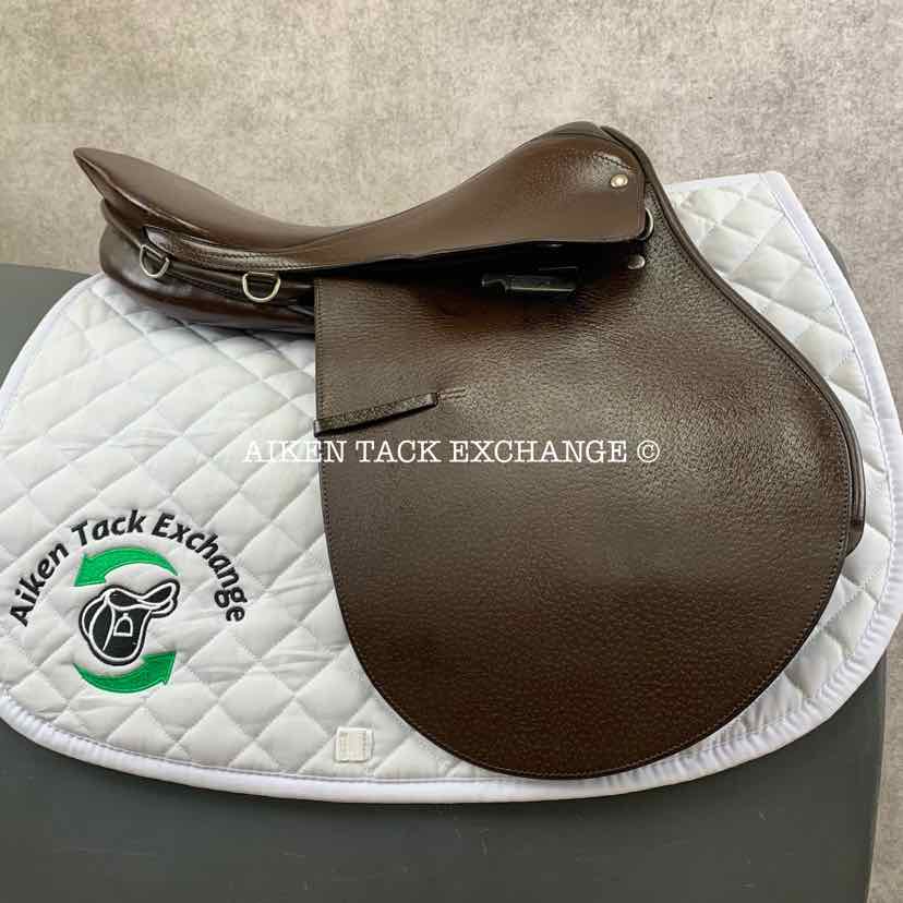 BT Crump Intimate Close Contact Jump Saddle, 17.5" Seat, Medium Wide Tree, Foam Panels