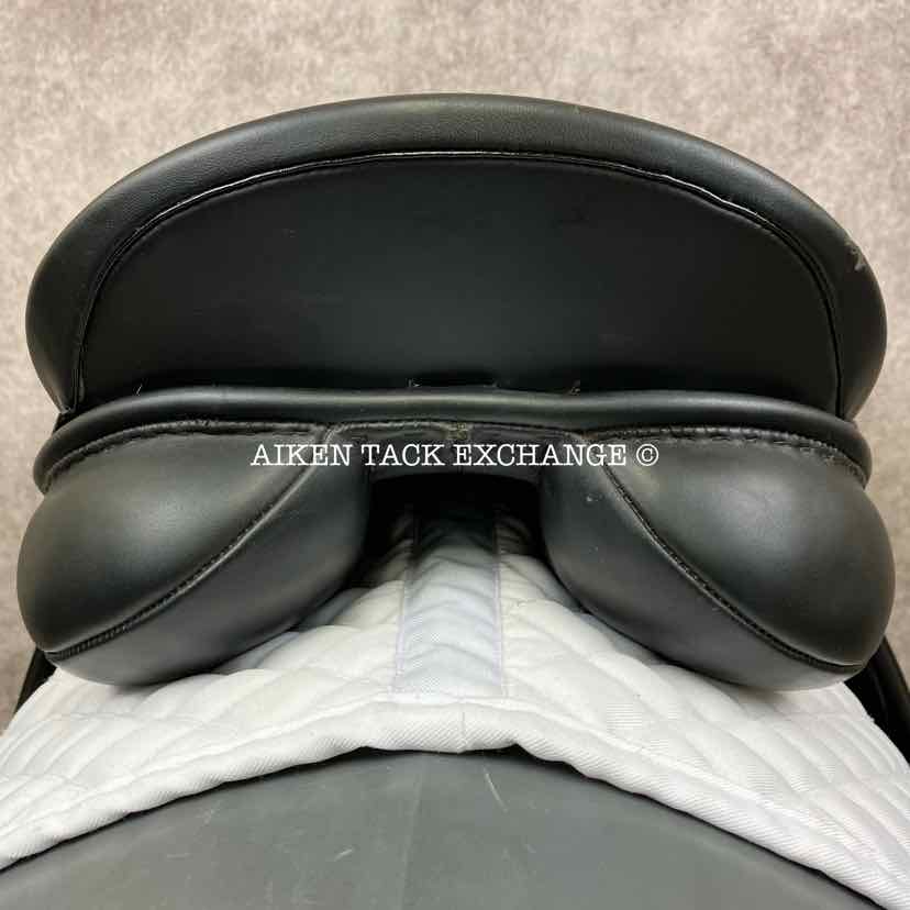 Windsor Elite Dressage Saddle, 17" Seat, Medium Tree, Wool Flocked Panels