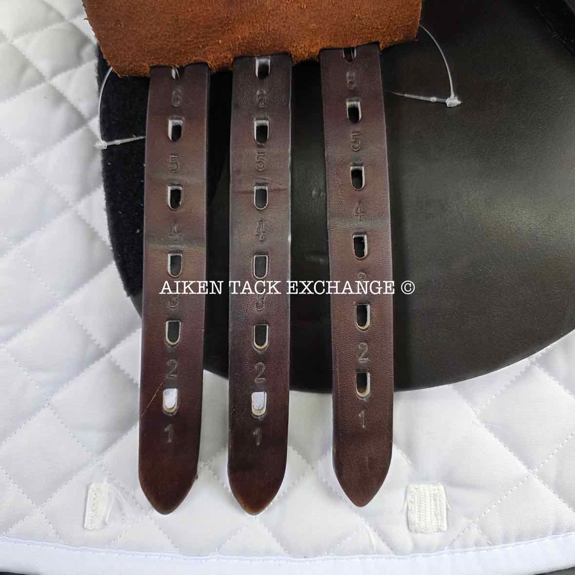 2017 Custom Saddlery Monte Carlo Jr Close Contact Jump Saddle, 15" Seat, Adjustable Tree, Wool Flocked Panels