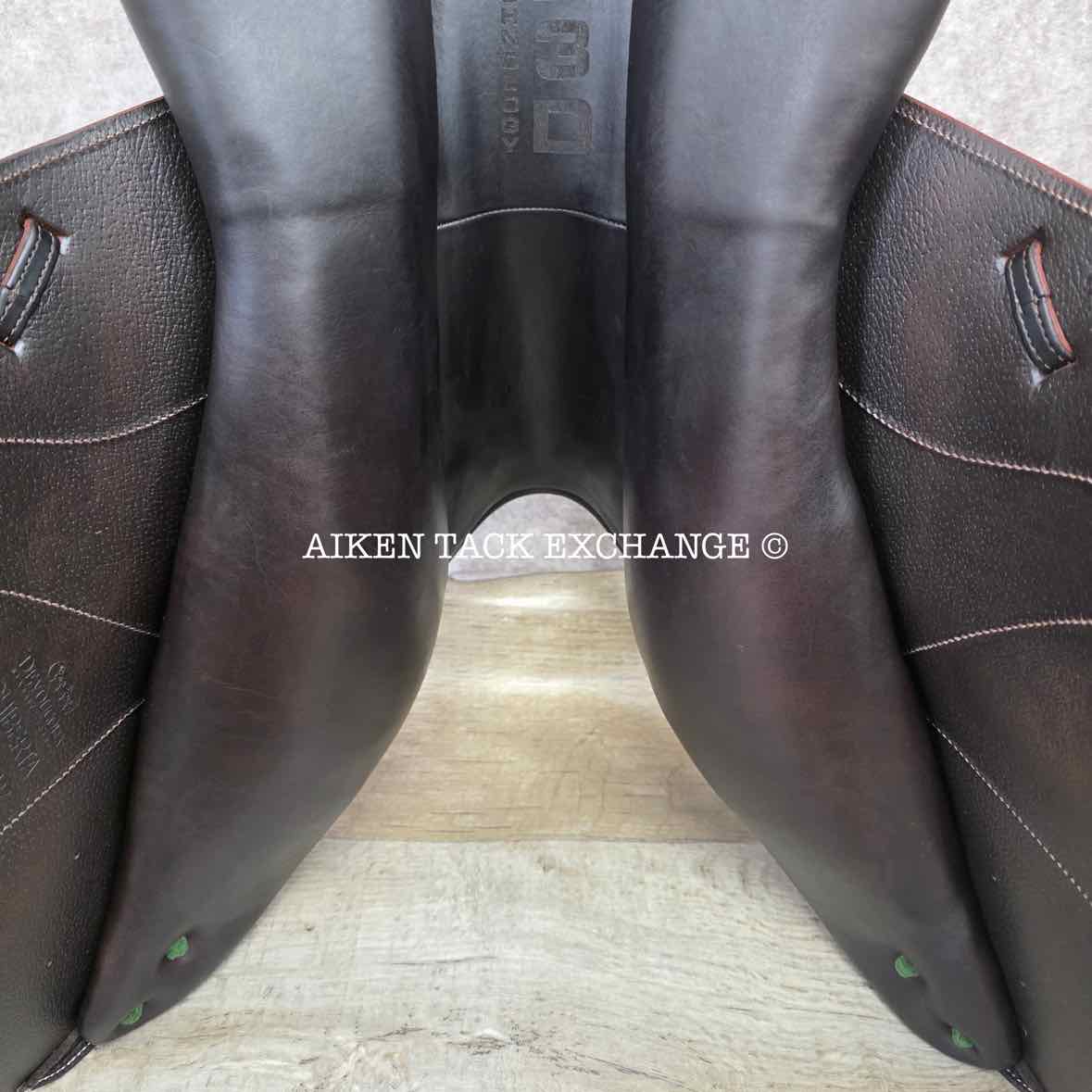 2015 Devoucoux Chiberta Monoflap Jump Saddle, 18" Seat, 1AA Flap, Medium Wide Tree, D3D Panels, Full Buffalo Buffalo Leather