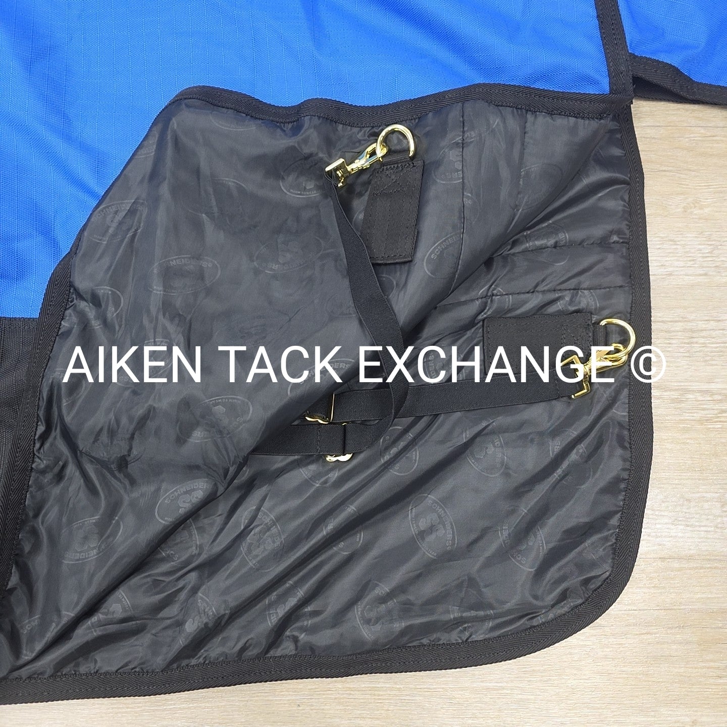 Schneiders Storm Shield Medium Weight Turnout Blanket, 82"