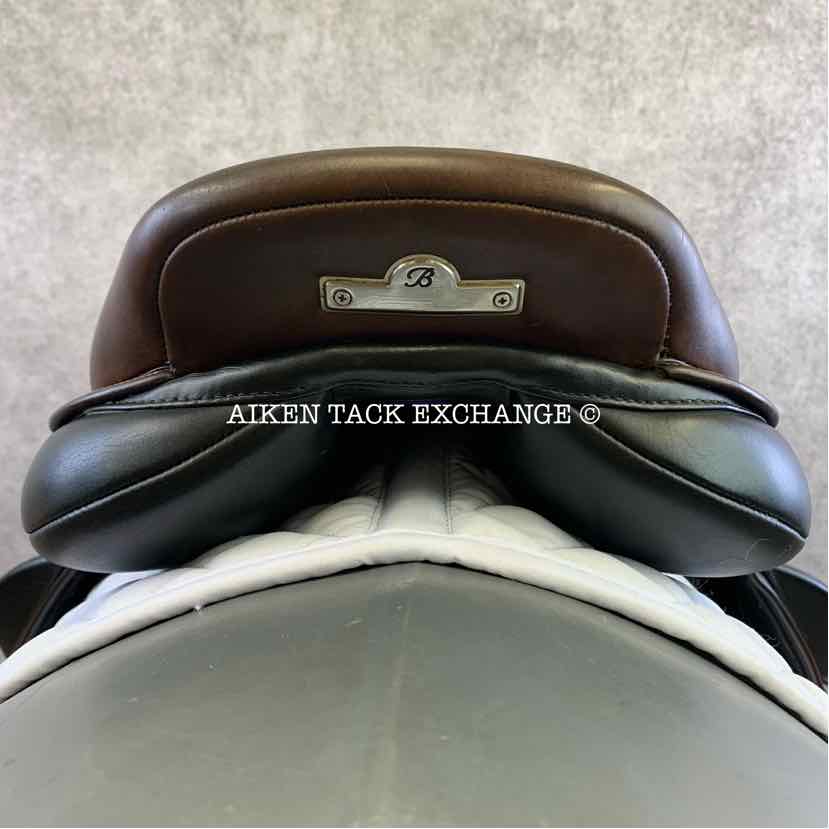 **SOLD** 2018 Bates Advanta Monoflap Jump Saddle, 17" Seat, Adjustable Changeable Gullet