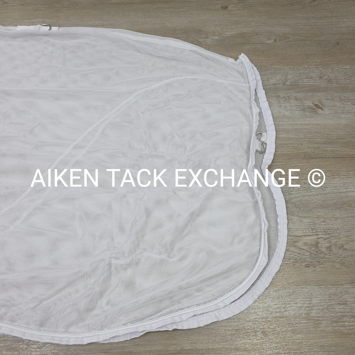 Fenwick Equestrian BodyGuard Mesh Cooler, White (has some marks) 62"