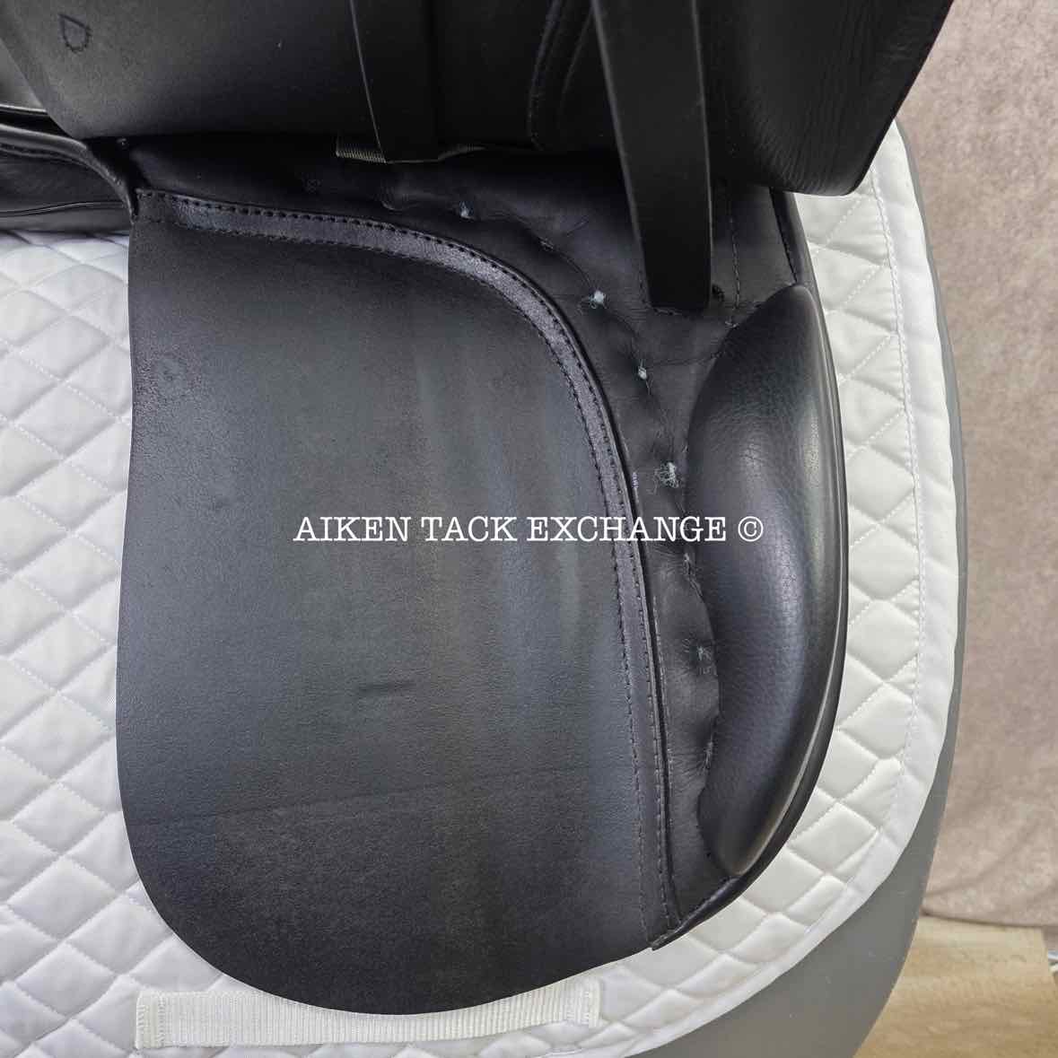 2006 Passier Corona Dressage Saddle, 18" Seat, Long Flap, Medium Wide Tree, Wool Flocked Panels