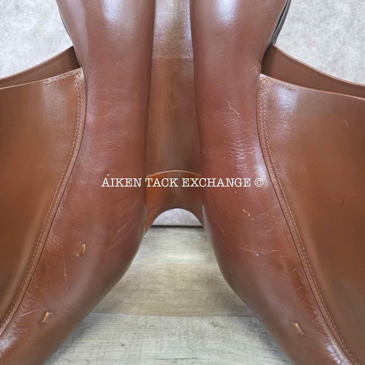 2005 Prestige Sidney Jump Saddle, 17" Seat, 33 Tree - Medium, Wool Flocked Panels