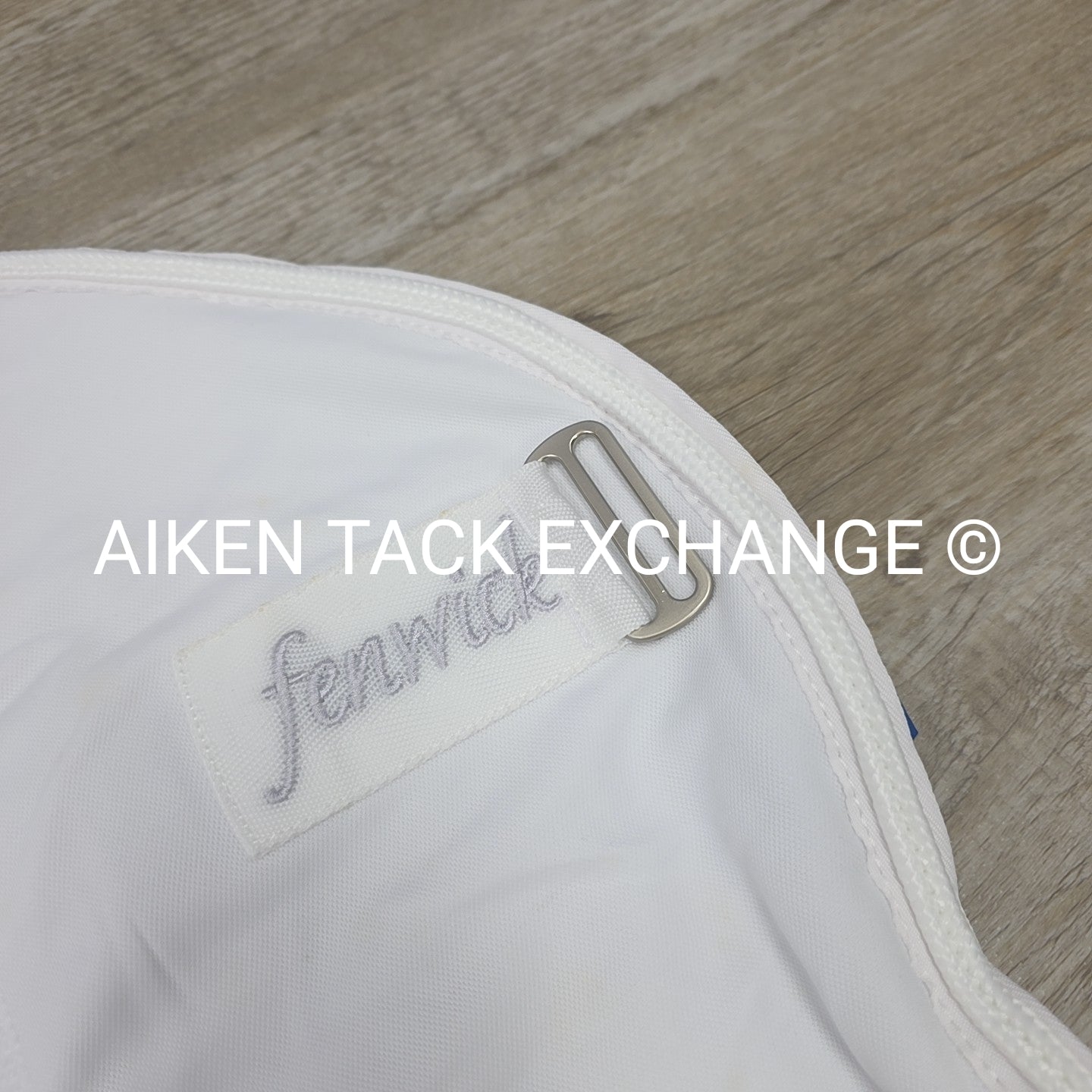 Fenwick Equestrian Therapeutic Jade Cooler, White (has marks), 82"