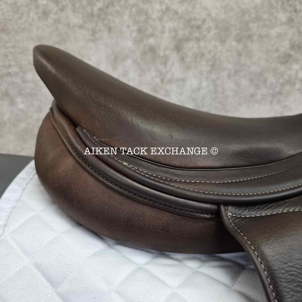 HDR - Henri de Rivel Phoenix IGP Monoflap Jump Saddle, 18" Seat, Adjustable Tree - Changeable Gullet, Foam Panels