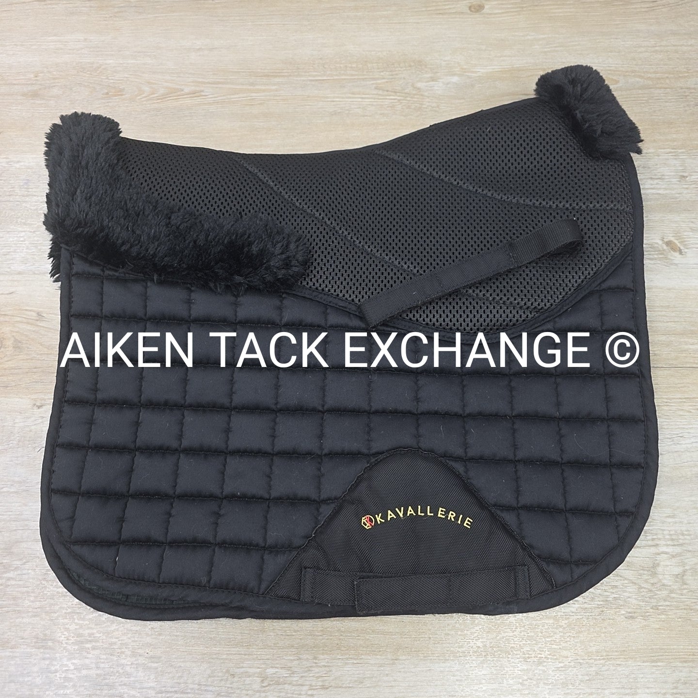 Kavallerie 3D Mesh with Fur Trim Dressage Saddle Pad