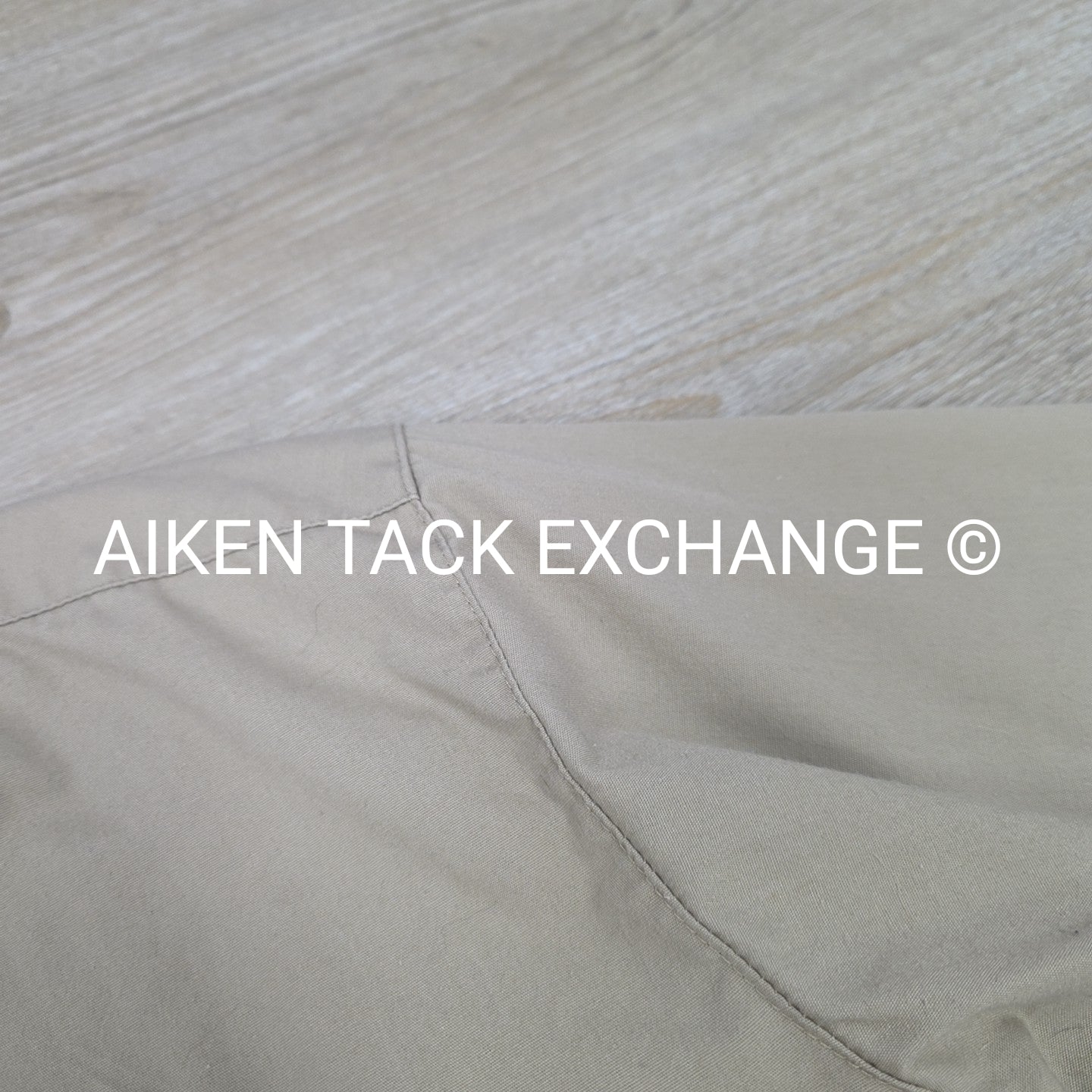 Aiken Hounds Long Sleeve Button Down Top, Size Medium