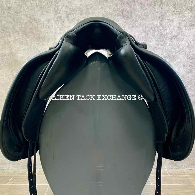 2006 Schleese Wave Dressage Saddle, 18" Seat, Adjustable AdapTree, Wool Flocked Panels