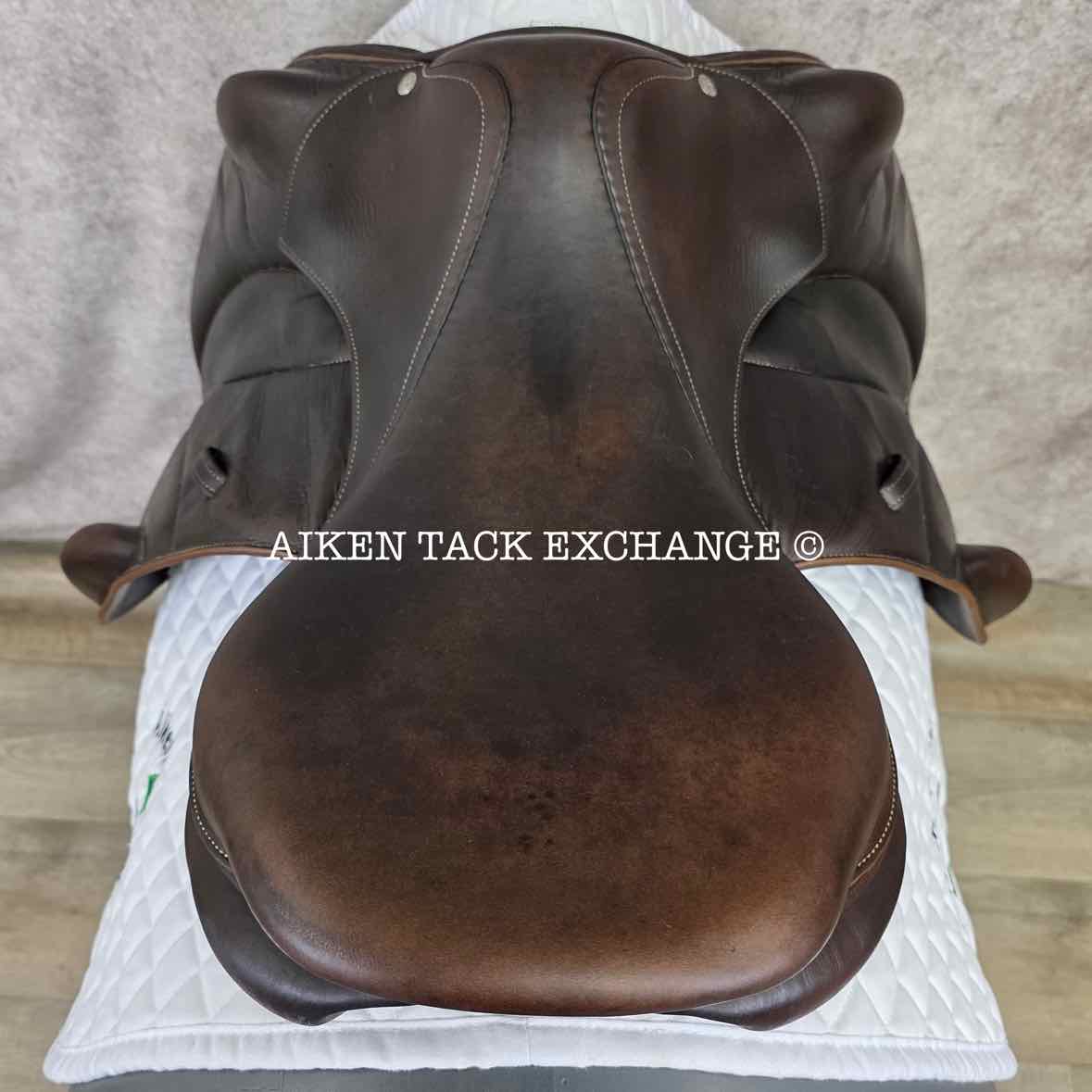 2014 Voltaire Lexington Monoflap Jump Saddle, 18.5" Seat, 3AA Flap, Medium Wide Tree, Foam FIN Panels