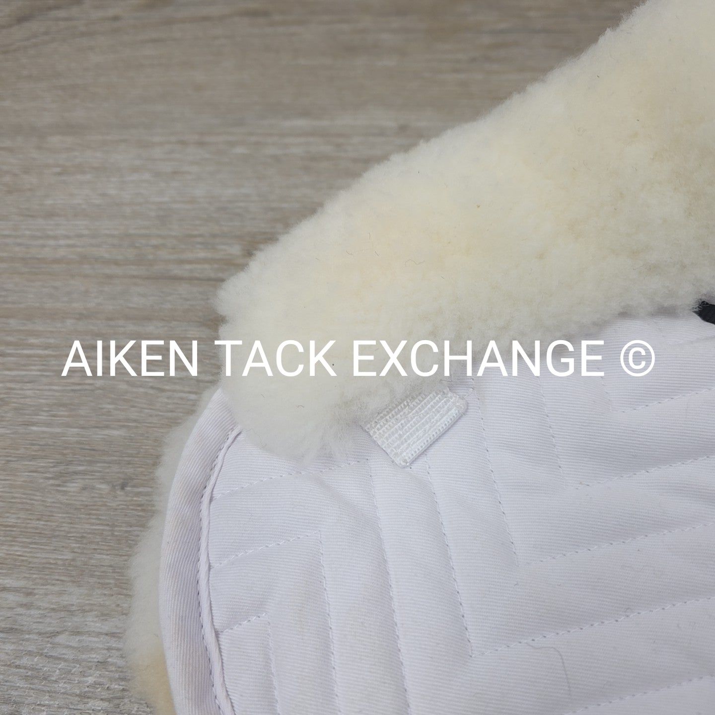 Fleeceworks FXK Classic Sheepskin Half Pad with Rolled Edges, Medium