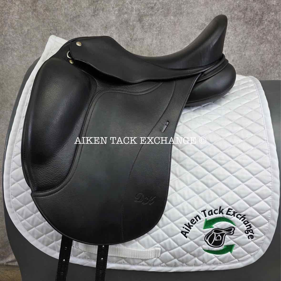2007 DK Freedom Monoflap Dressage Saddle, 17" Seat, Wide Tree, Wool Flocked Panels