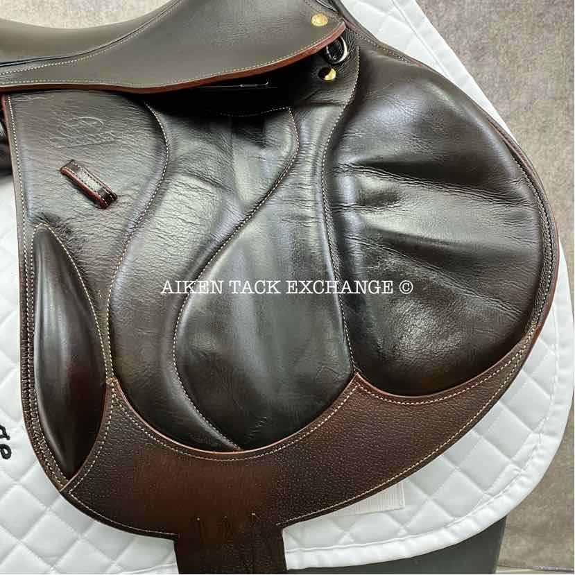 2013 Devoucoux Chiberta Monoflap Jump Saddle, 18.5" Seat, 2AAR Flap, Medium Tree, Wool Flocked, Full Buffalo Leather