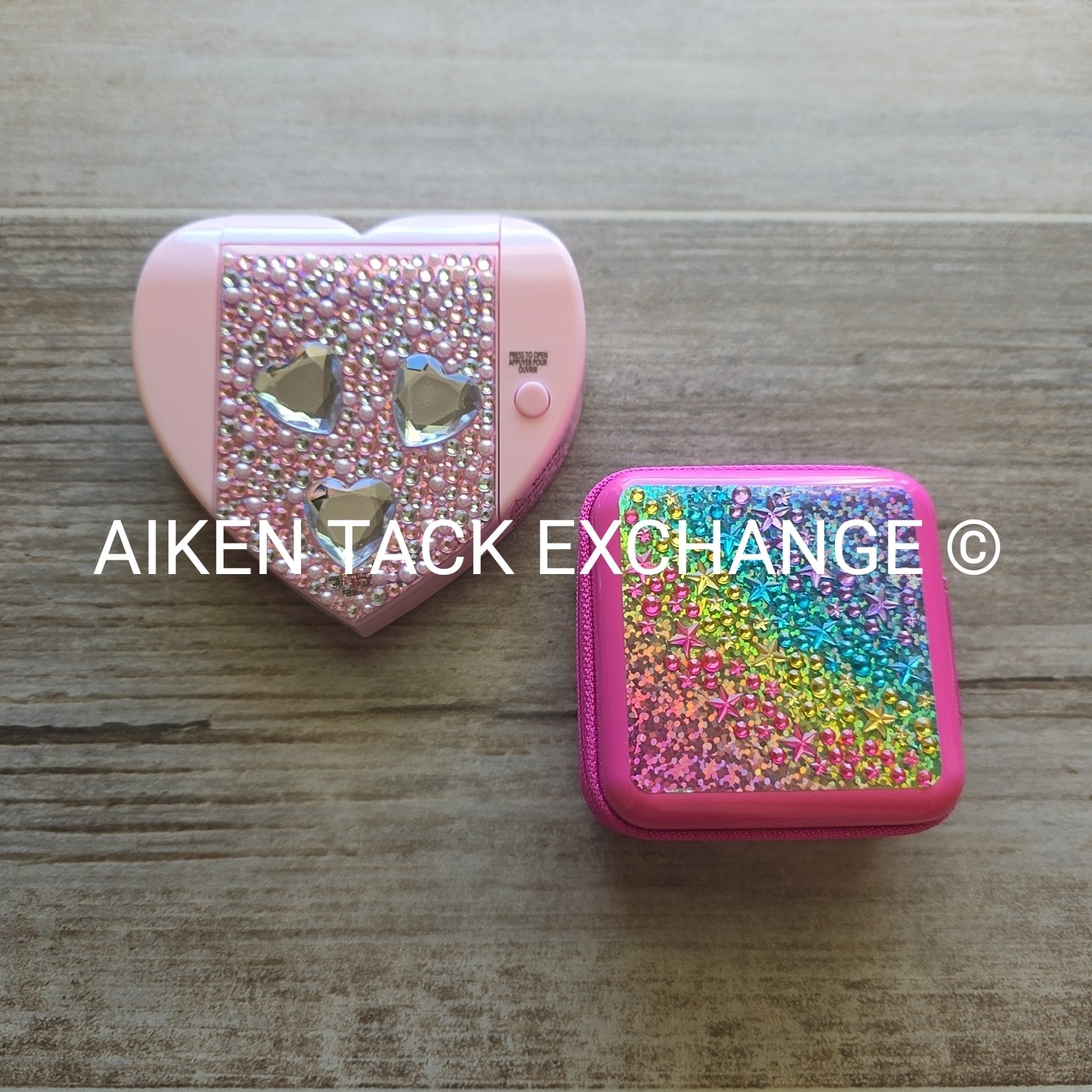 Claire's Beauty Set - 2 Small Makeup Palettes