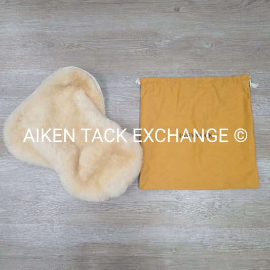 Iggywick Cloud Sheepskin Seat Saver