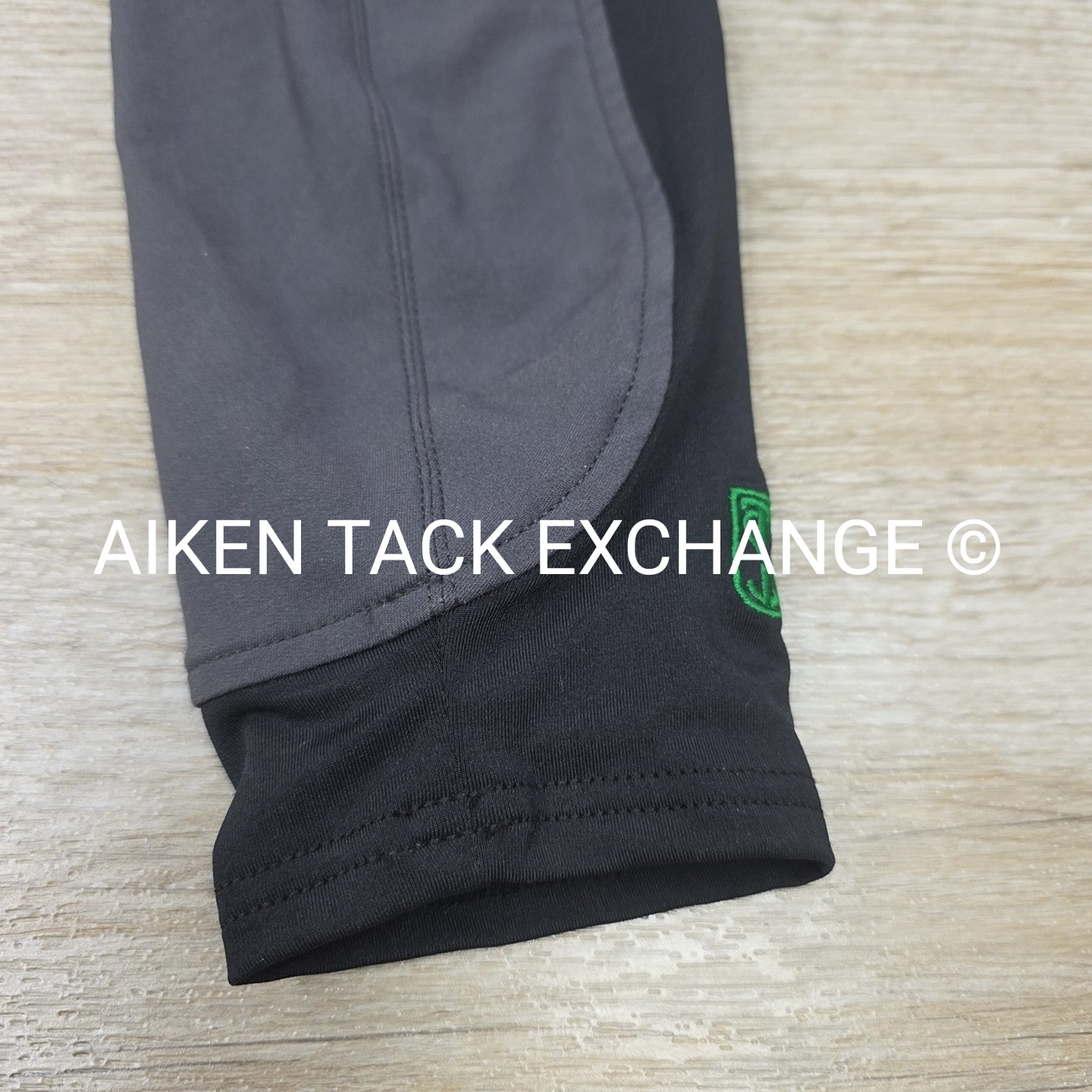 Tredstep Symphony Verde Knee Patch Breeches, Size 28 L