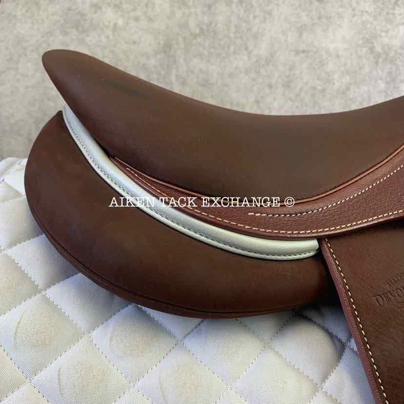 2023 Devoucoux Chiberta K Monoflap Jump Saddle, 16.5" Seat, 0KA Flap, Medium Tree, D3D Panels, Full Buffalo Leather
