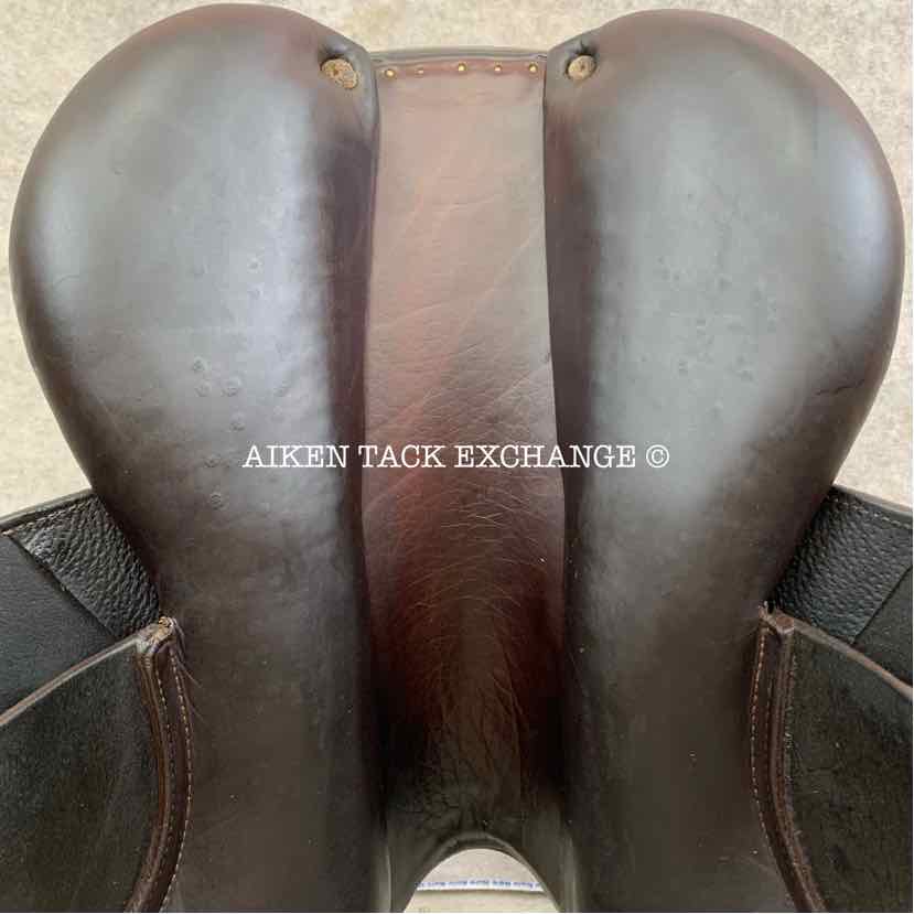 2014 CWD SE06 Close Contact Jump Saddle, 17" Seat, 3C Flap, Medium Tree, Foam Panels