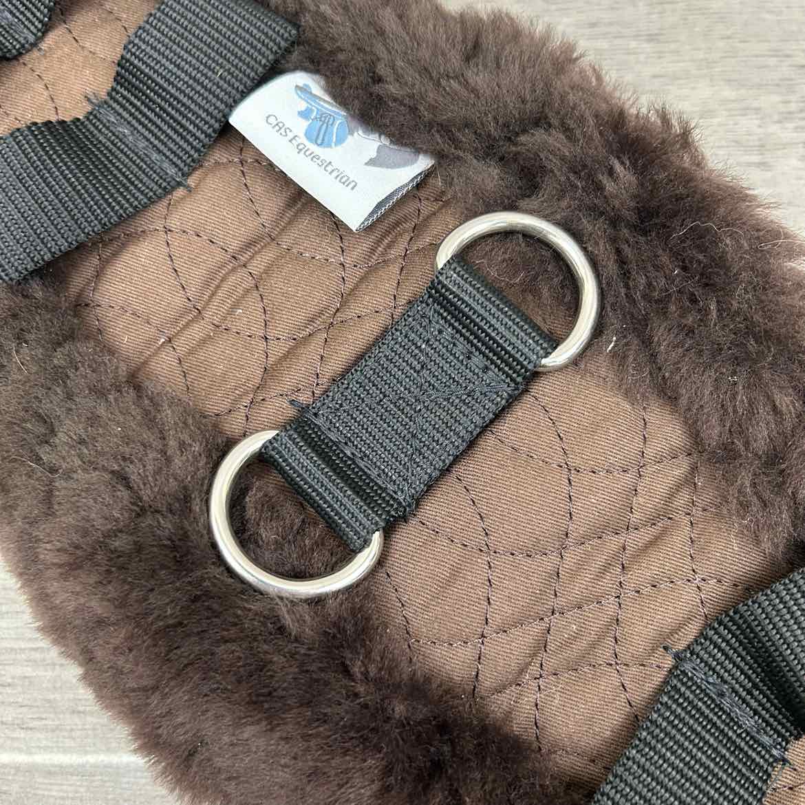 CAS Equestrian Sheepskin Girth, Brown, 20"