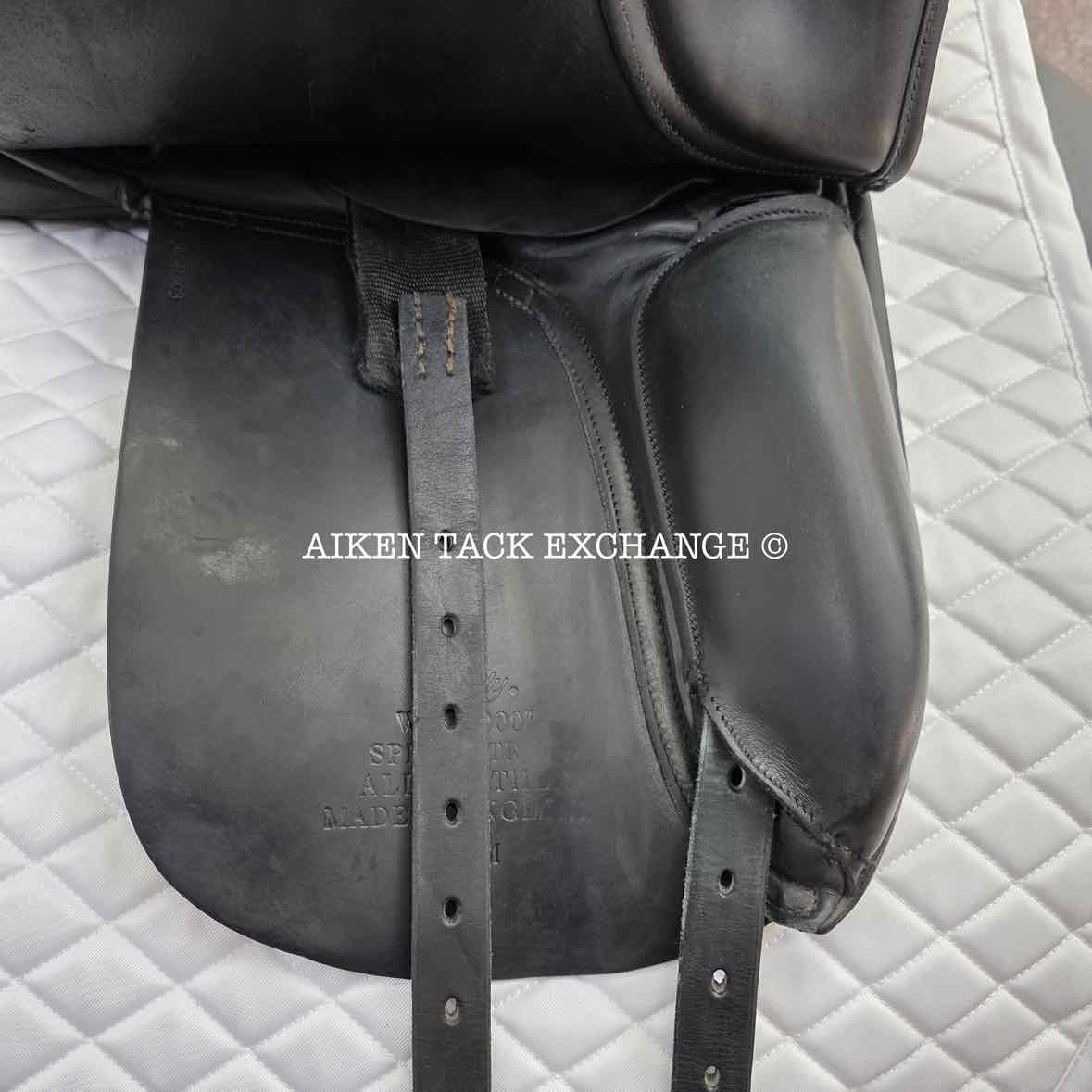 1998 County WB 2000 Dressage Saddle, 18" Seat, Medium Tree, Wool Flocked Panels