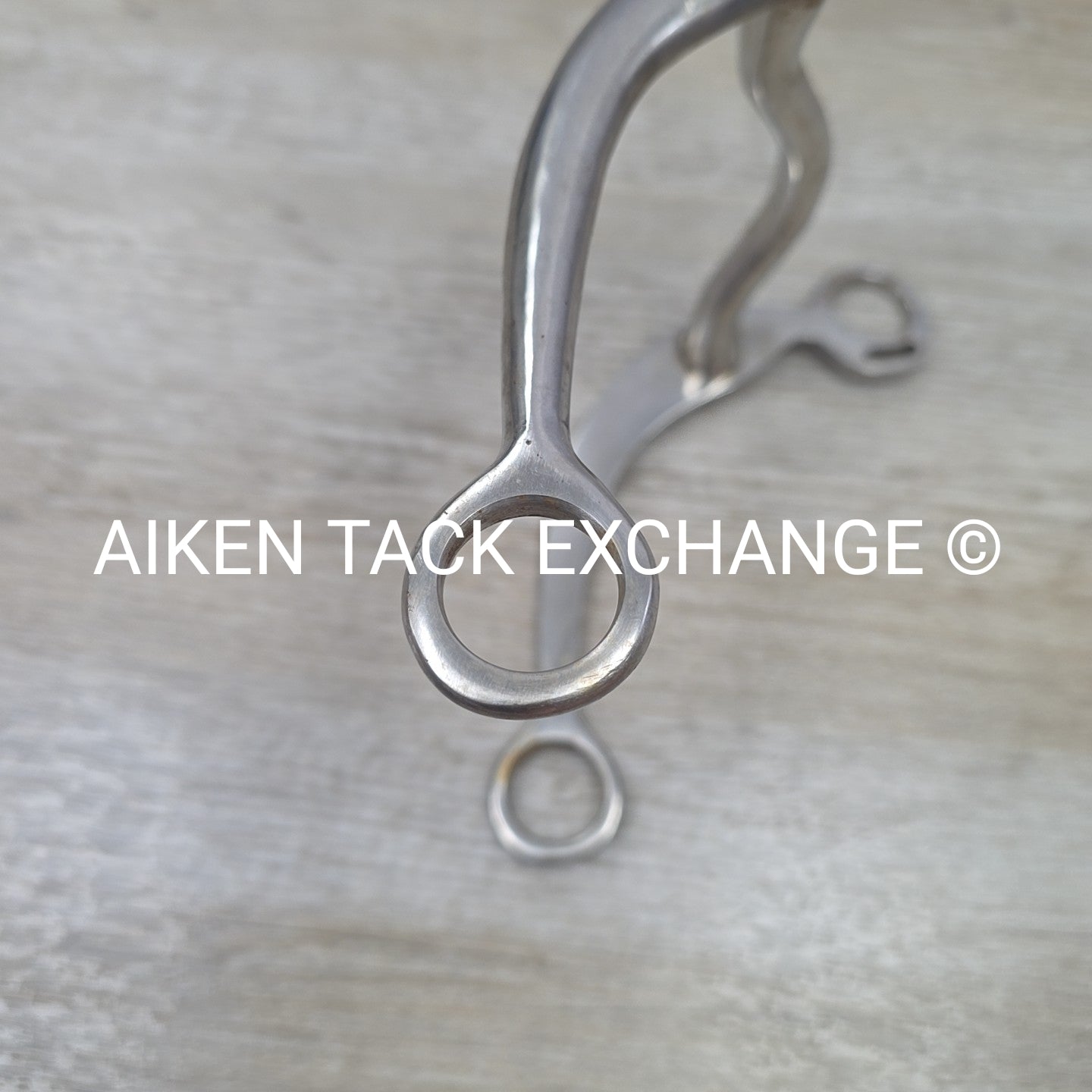 Partrade Ported Mullen Mouth Shanked Bit 5"