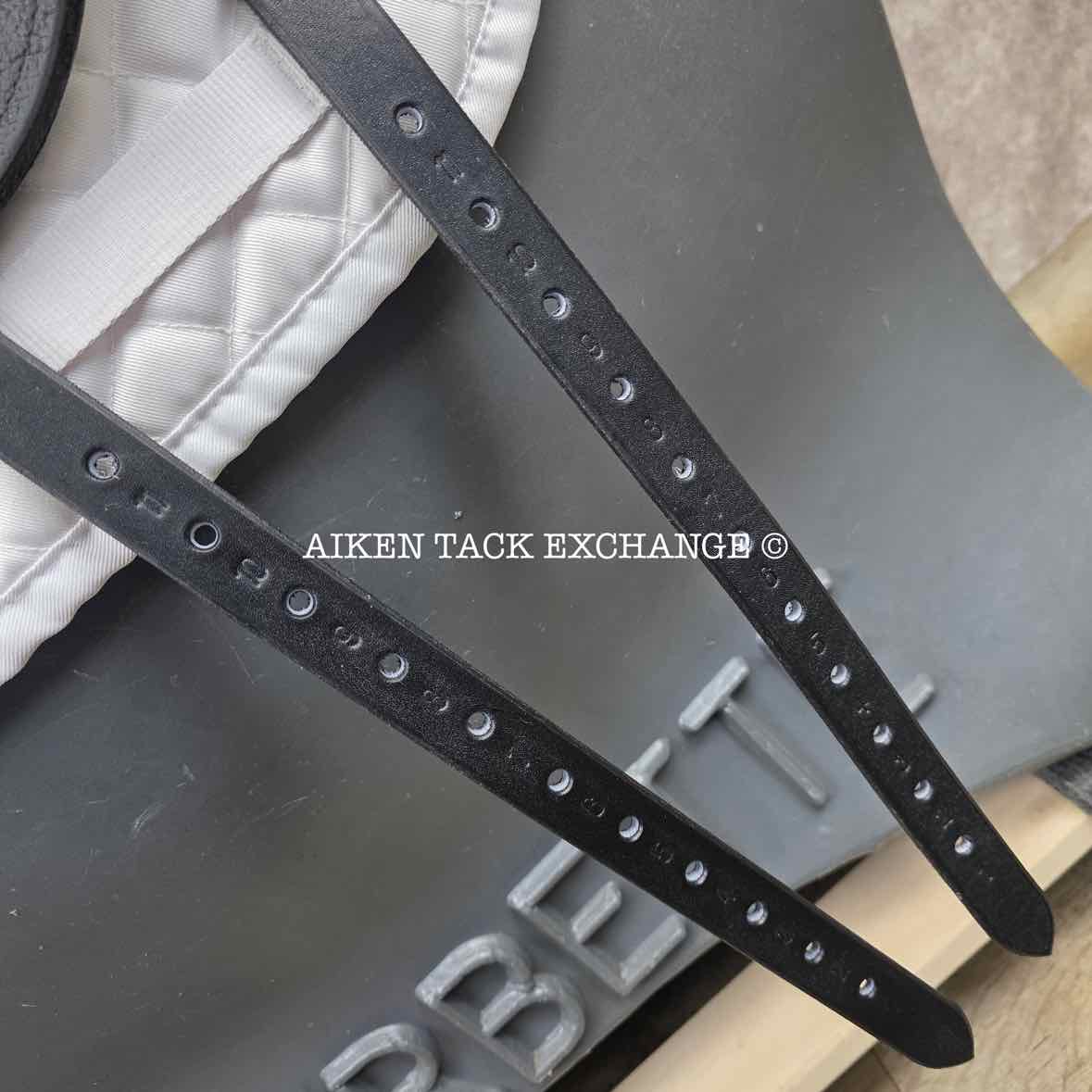 2017 Custom Saddlery Advantage Monoflap Dressage Saddle, 18" Seat, Adjustable Tree, Wool Flocked Panels