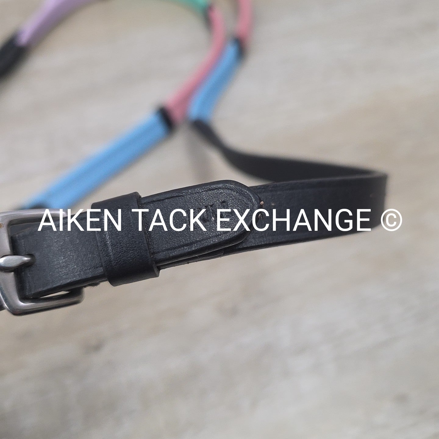 Rubber Grip Rainbow Reins, Black, Size Full