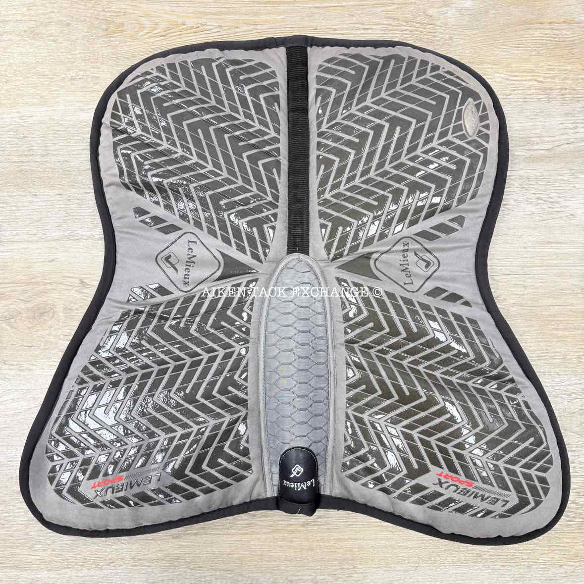 LeMieux Sports Grip Memory Foam Half Pad