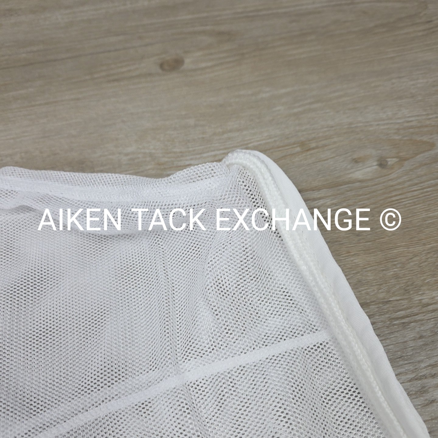 Fenwick Equestrian BodyGuard Mesh Cooler, White (has some marks) 62"