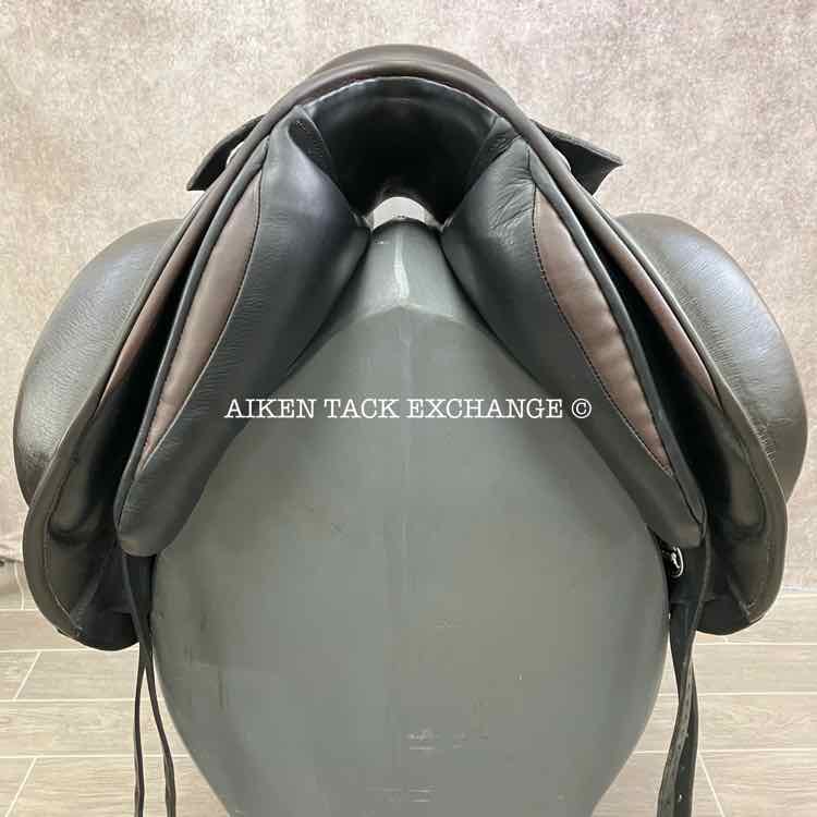 **SOLD** 2017 Custom Saddlery Advantage R Monoflap Dressage Saddle, 18" Seat, Short Flap, Adjustable Tree, Wool Flocked Panels
