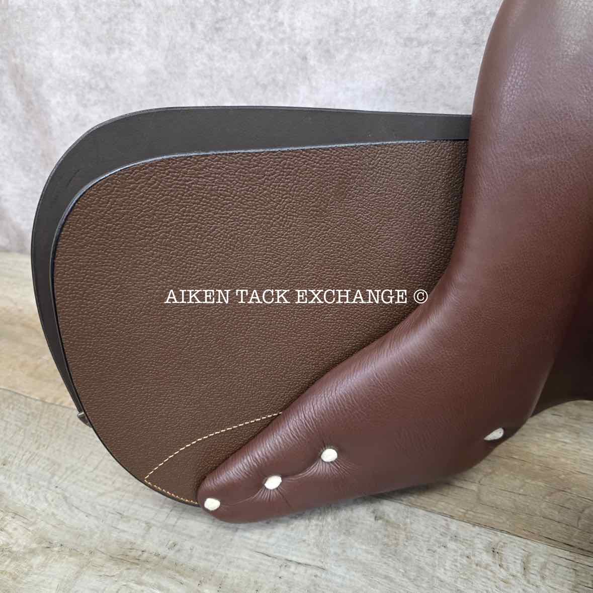 HDR - Henri de Rivel Novice Club Close Contact Jump Saddle, 14" Seat, Regular / Medium Tree, Foam Panels