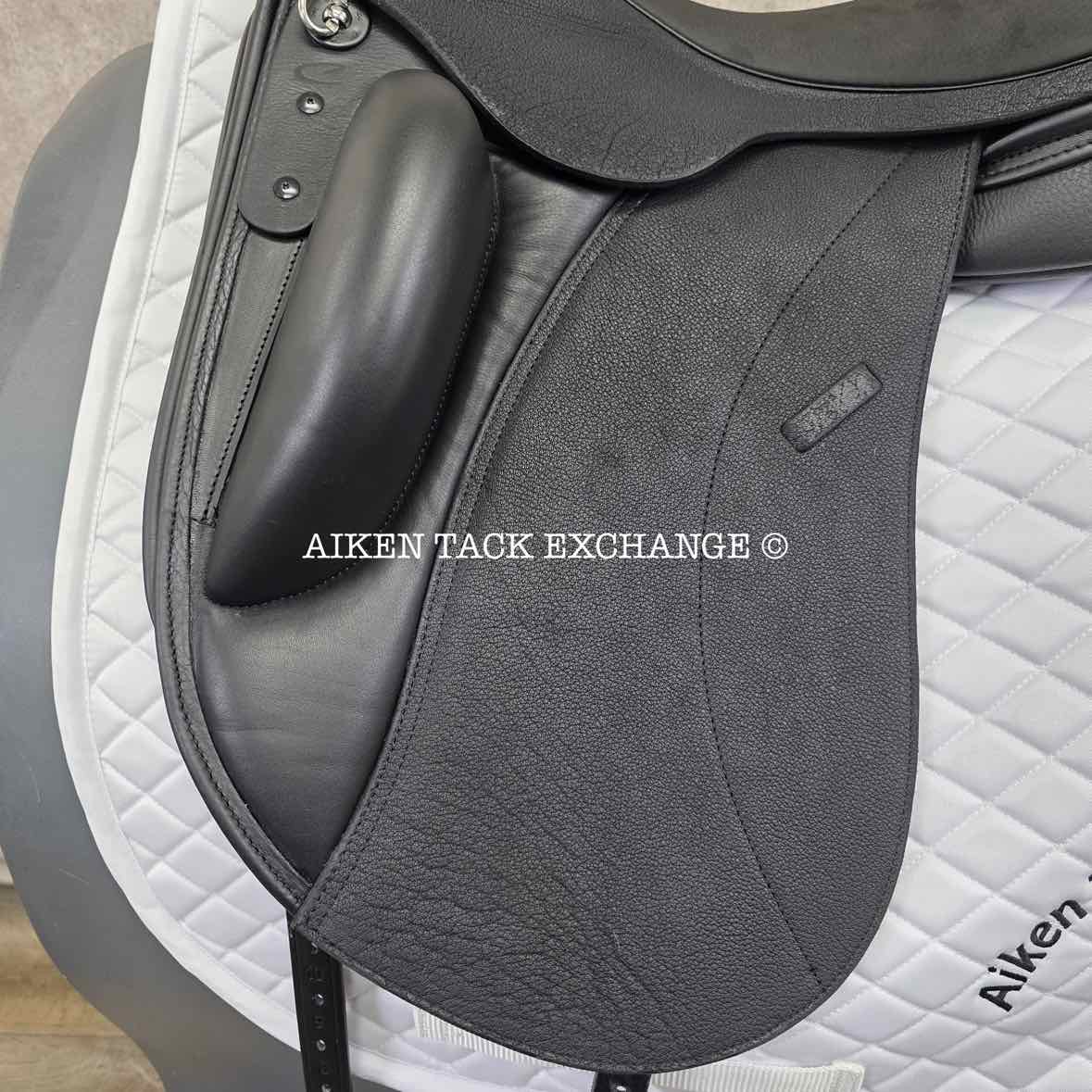 2025 Custom Saddlery Wolfgang Constanze 2 Monoflap Dressage Saddle, 17.5" Seat, Adjustable Tree, Wool Flocked Panels