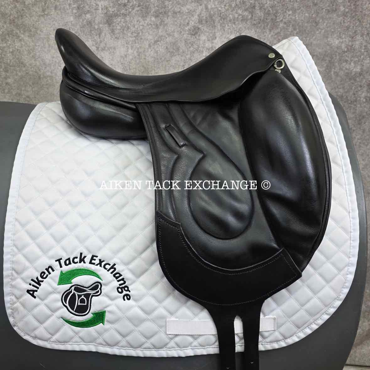 **SOLD** Stackhouse Monoflap Dressage Saddle, 17.5" Seat, Medium Narrow Tree, Wool Flocked Panels
