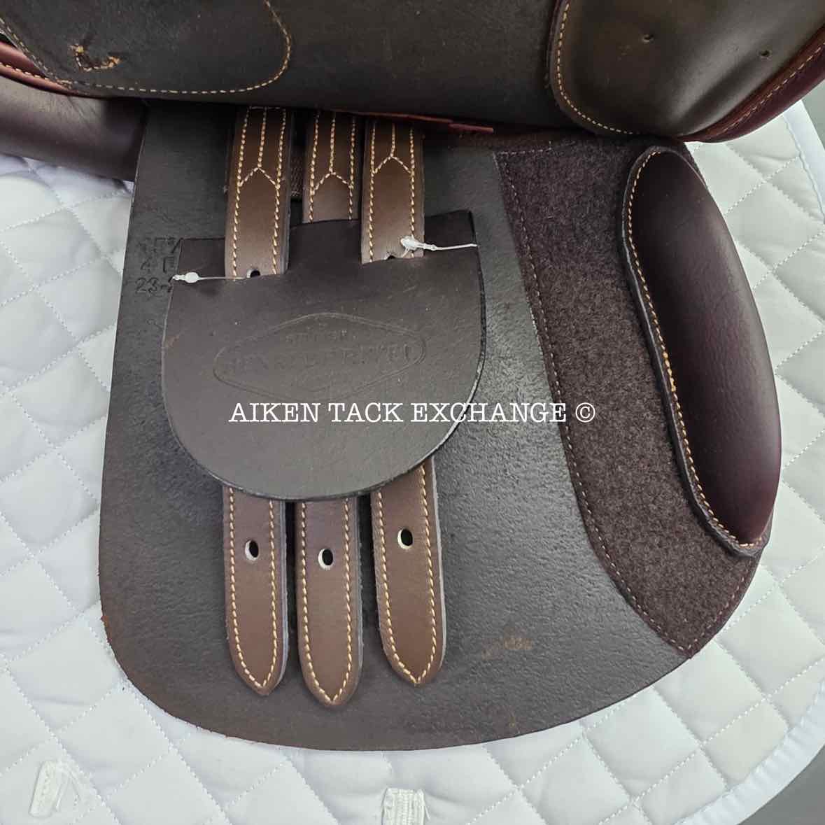 HDR - Henri de Rivel Memor-X Close Contact Jump Saddle, 15.75" Seat, X-Wide Tree, Foam Panels
