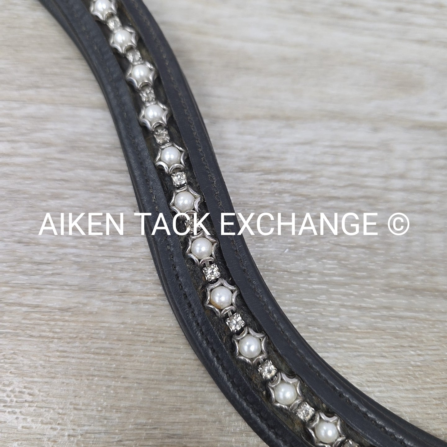Curved Padded Bling Browband, Black, 17"