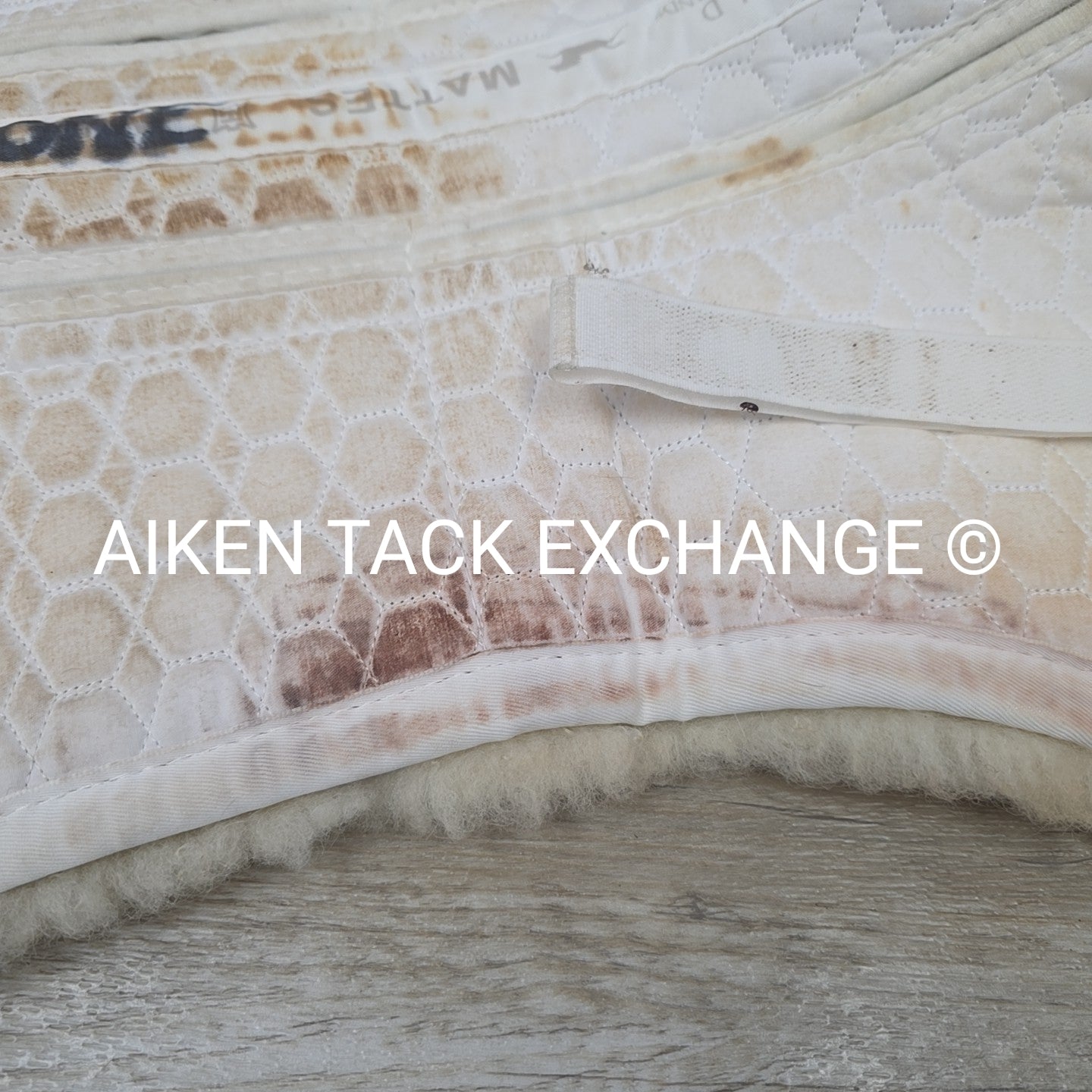 Mattes Gold Correction Sheepskin Half Pad, VS, Size Large