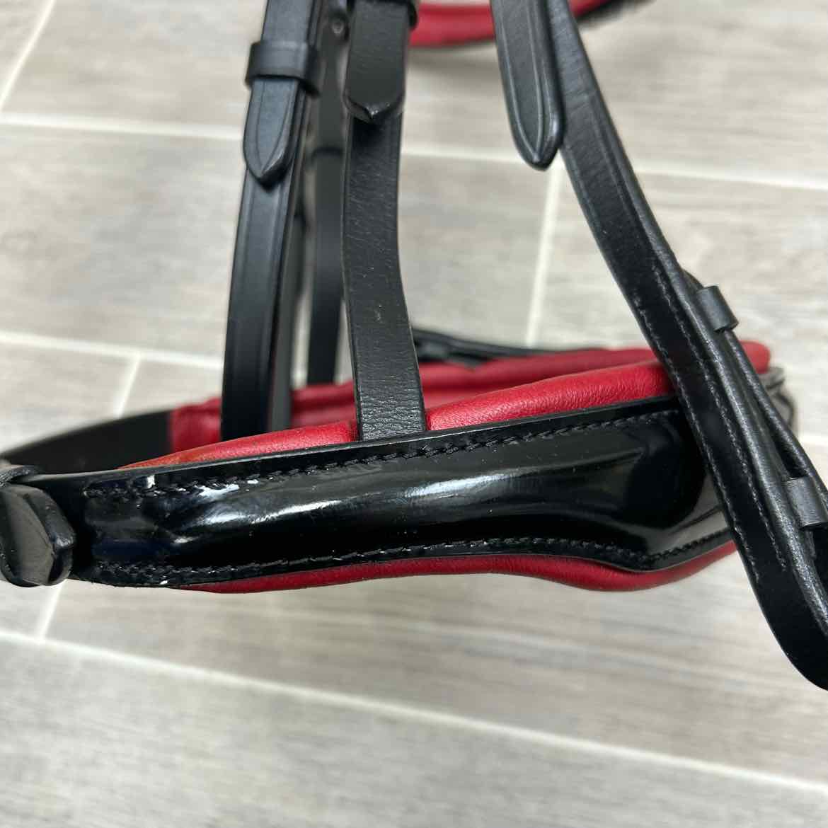 Halter Ego Anatomic Snaffle Bridle with Matching Reins, Black & Red, Size Full