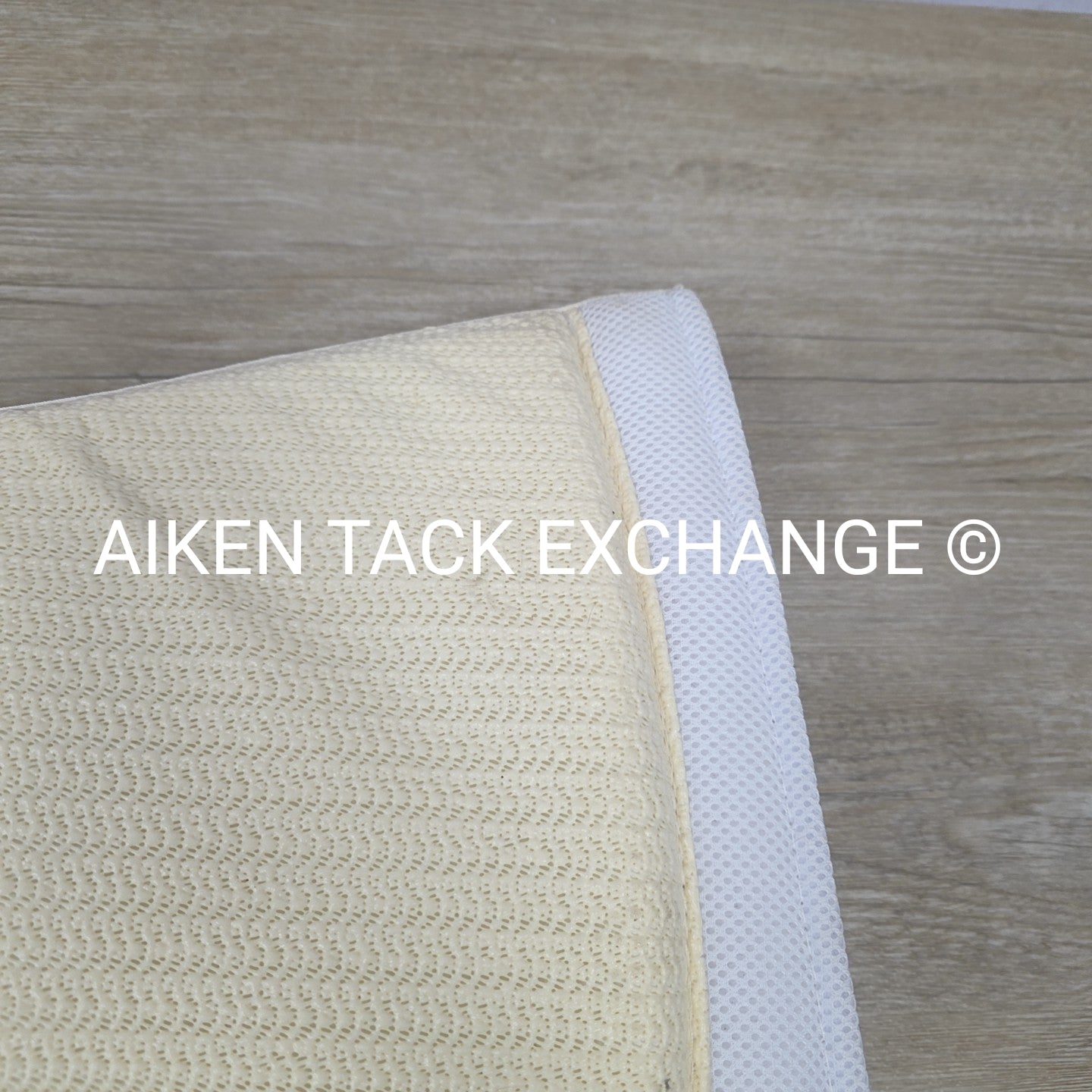 Ecogold Calmatech Dressage Saddle Pad