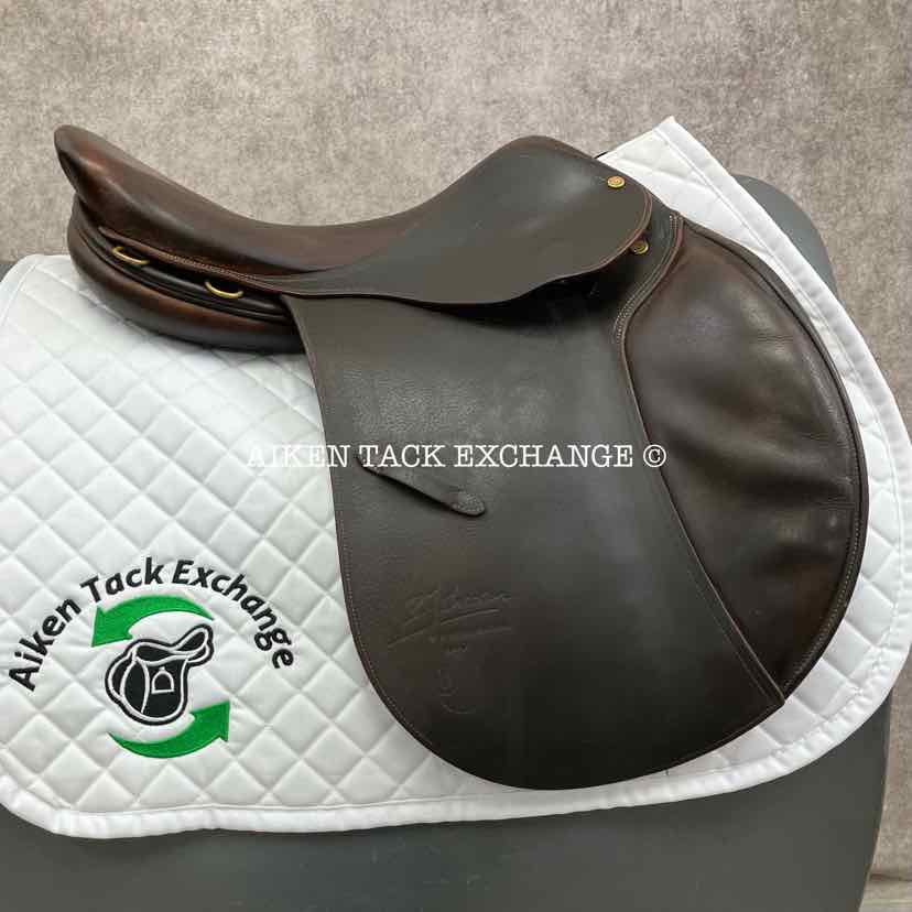 1997 PJ by Bruno DelGrange Close Contact Jump Saddle, 17.5" Seat, 4L Flap, Medium Wide Tree, Foam Panels