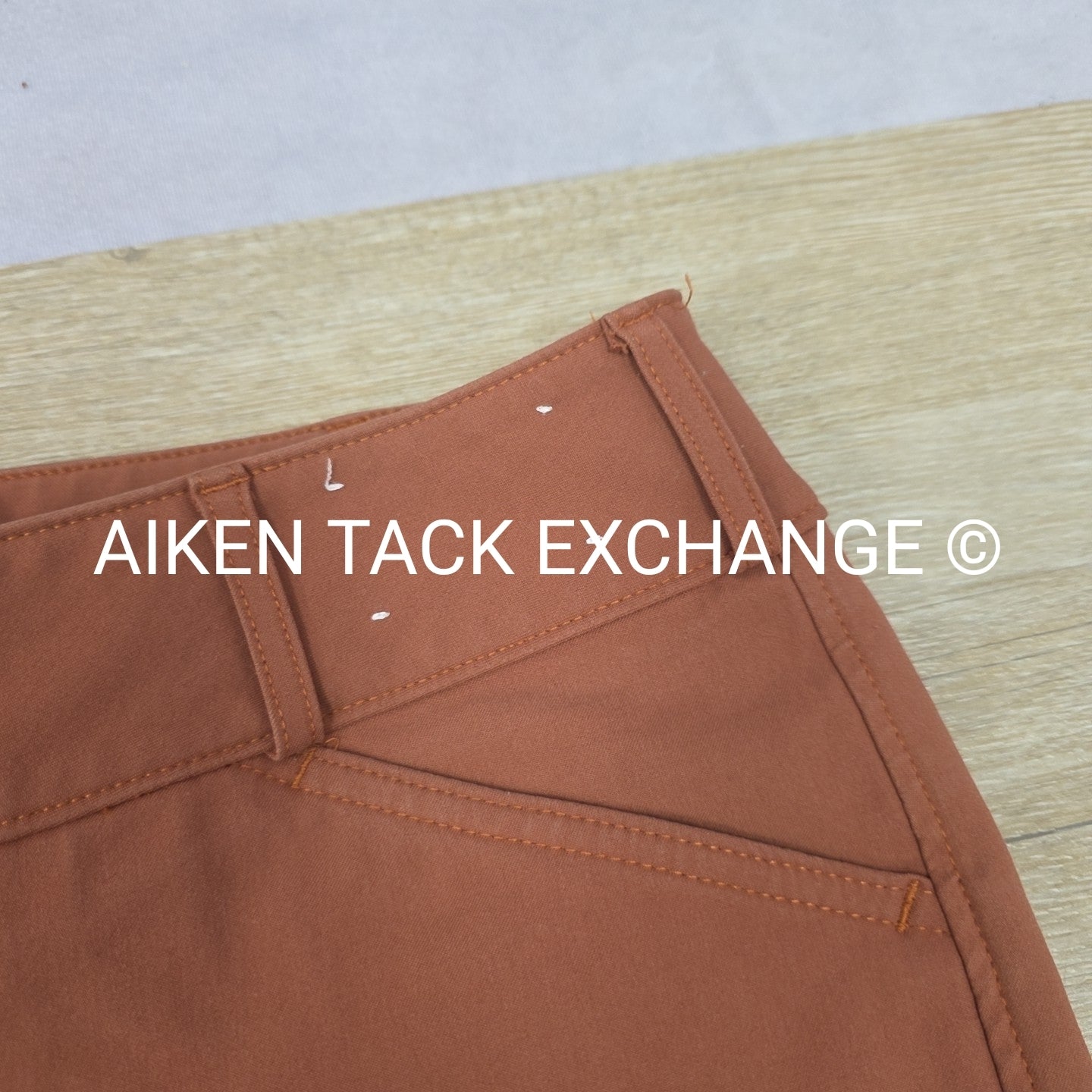 Tailored Sportsman Trophy Hunter Knee Patch Breeches, Size 30 R