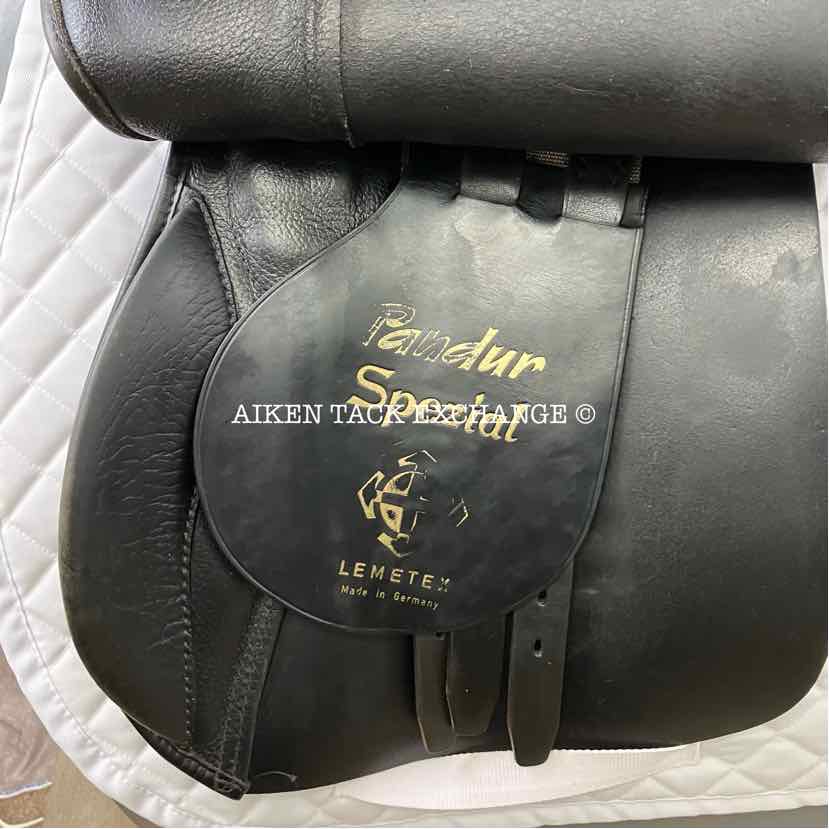 **SOLD**Courbette Lemetex Pandur Spezial All Purpose Saddle, 17.5" Seat, 31 Tree - Medium Wide, Wool Flocked Panels
