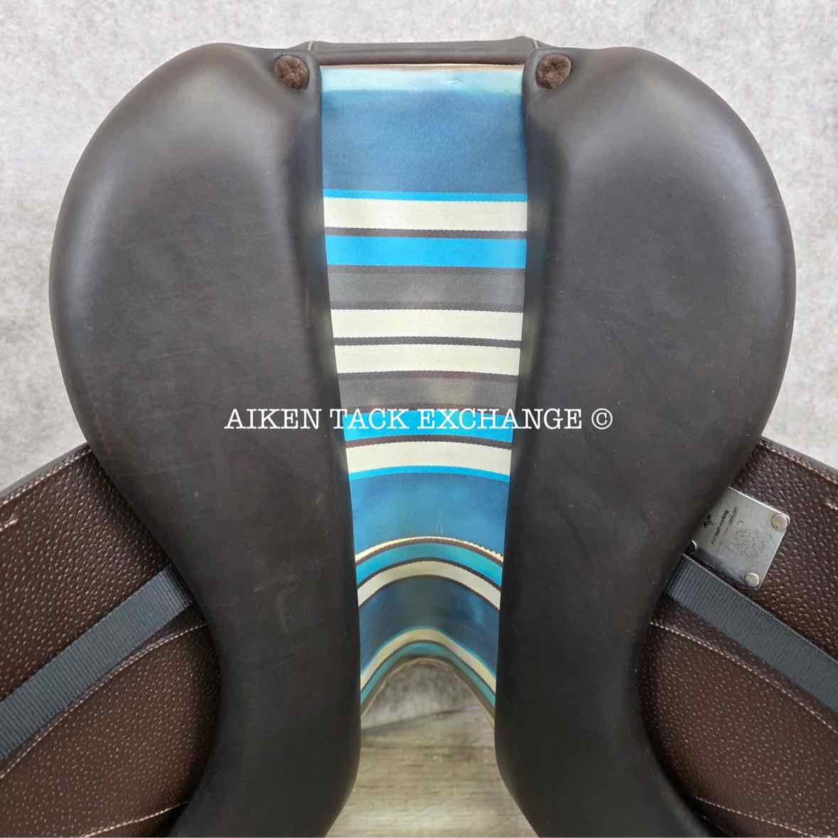 2023 Voltaire Adelaide Monoflap Dressage Saddle, 17.5" Seat - 3A Flap, Wide Tree, FIN Panels, Full Buffalo Leather