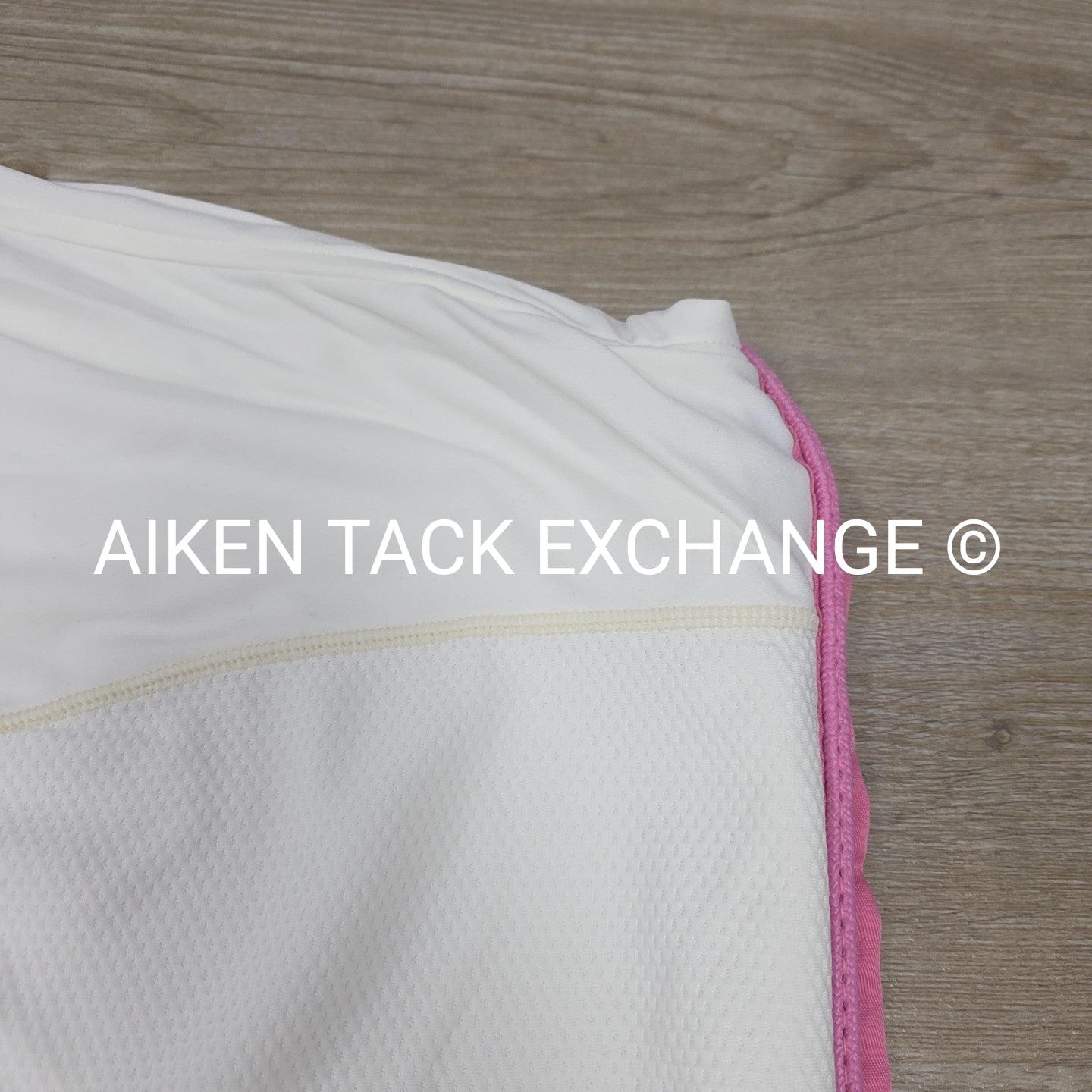 Fenwick Equestrian Pop Star Dress Sheet Sporty Cooler, 68"